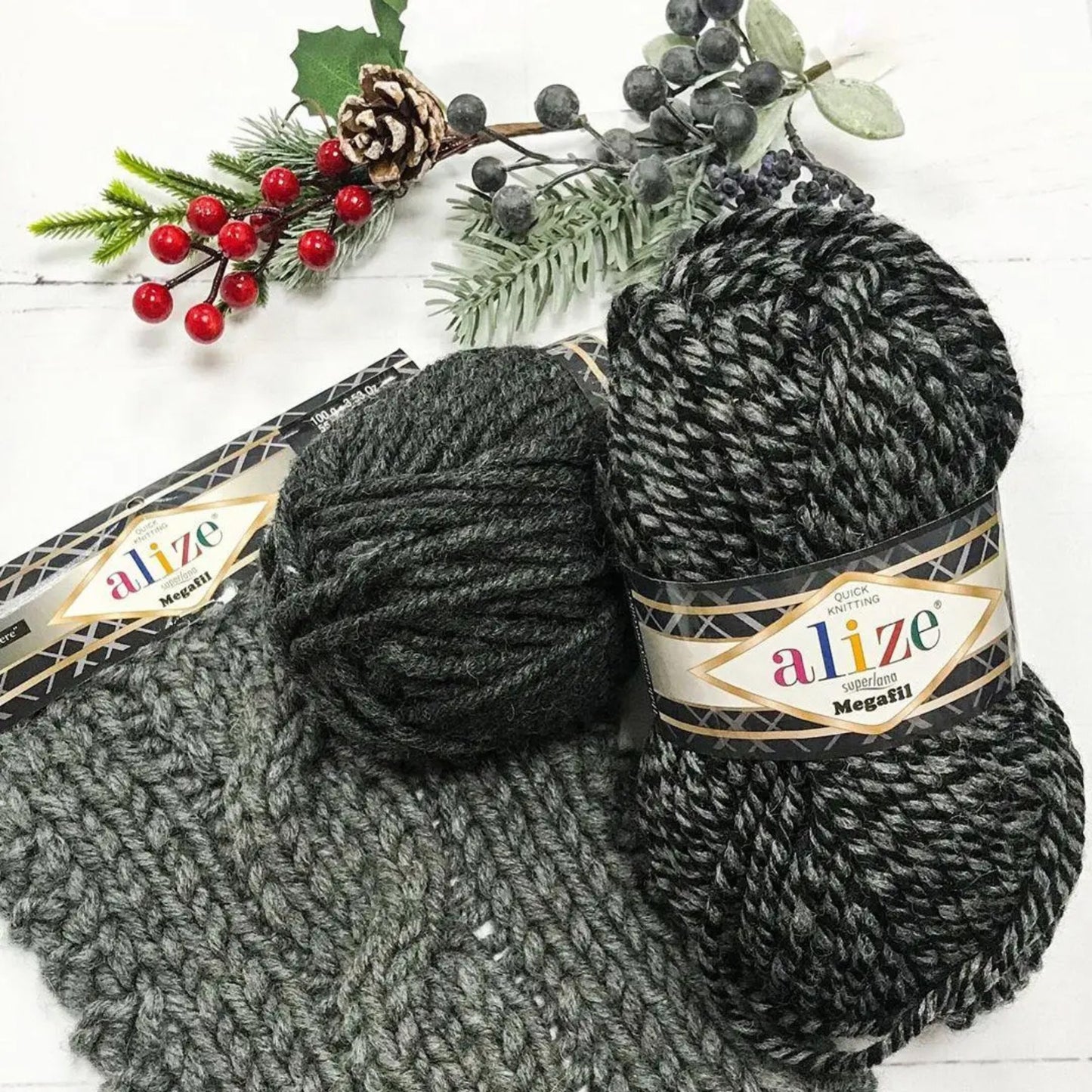 Alize Megafil Super Lana, 16 colors, 3.5 oz / 87 yds