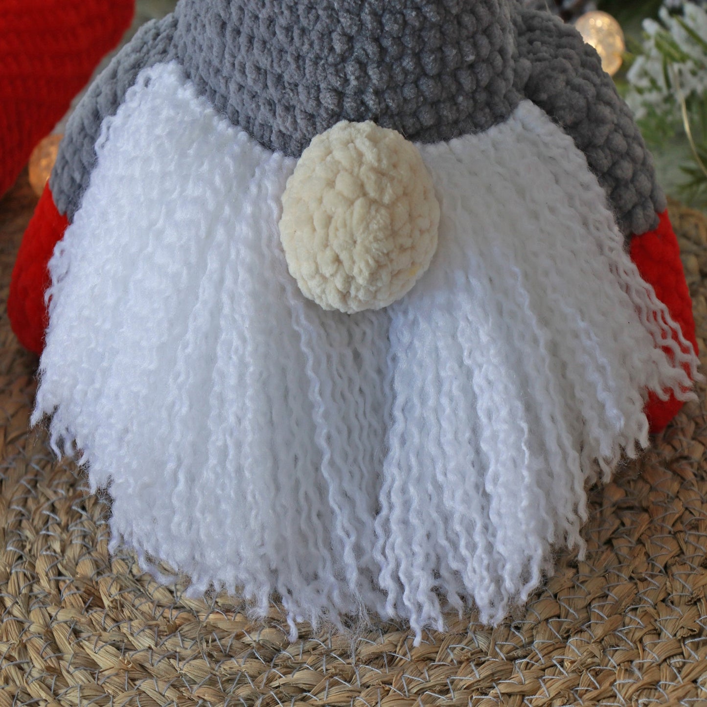 Crochet pattern Christmas Gnome, US standard terms, Skill level beginner