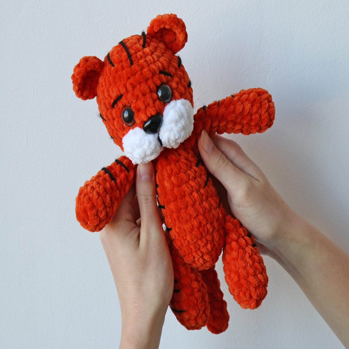 Crochet Tiger pattern, US standard terms, Skill level beginner