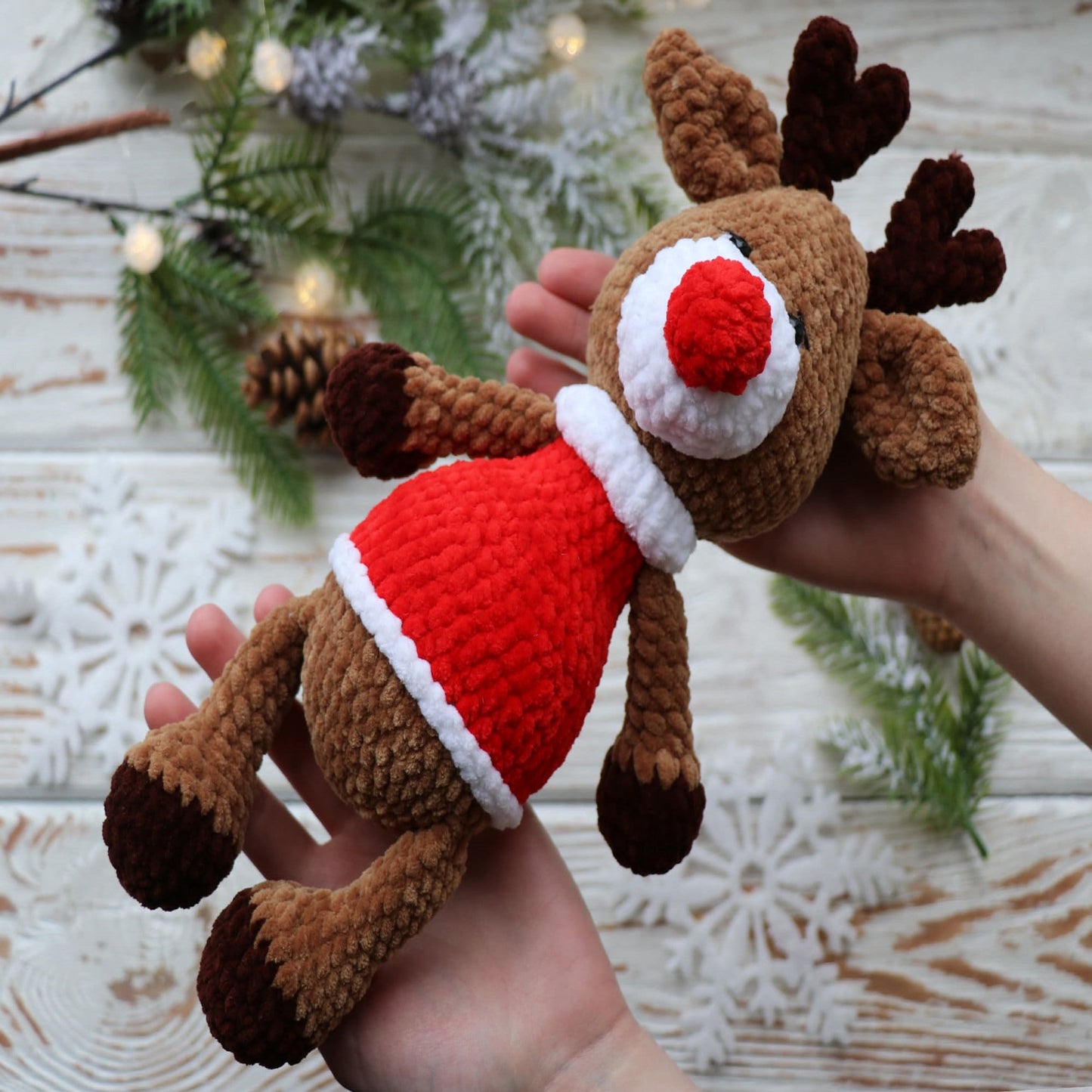 Crochet pattern Reindeer Rudolf, US standard terms, Skill level beginner