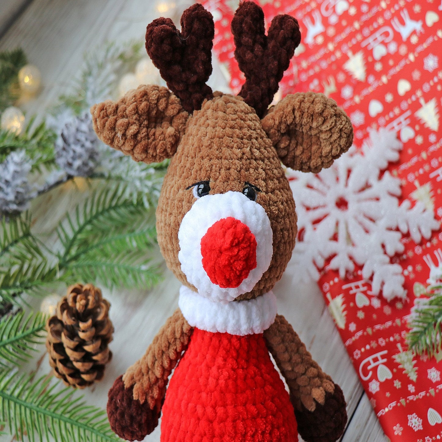 Crochet pattern Reindeer Rudolf, US standard terms, Skill level beginner