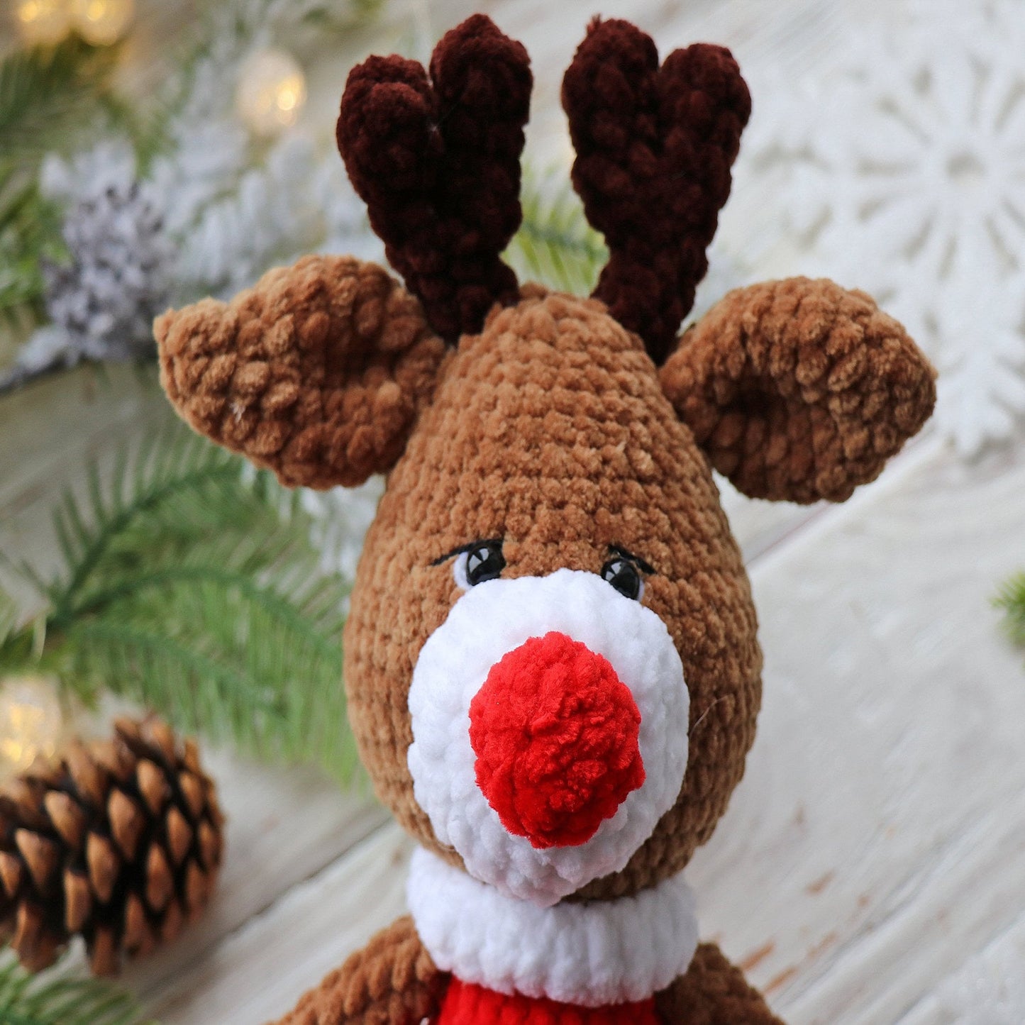Crochet pattern Reindeer Rudolf, US standard terms, Skill level beginner