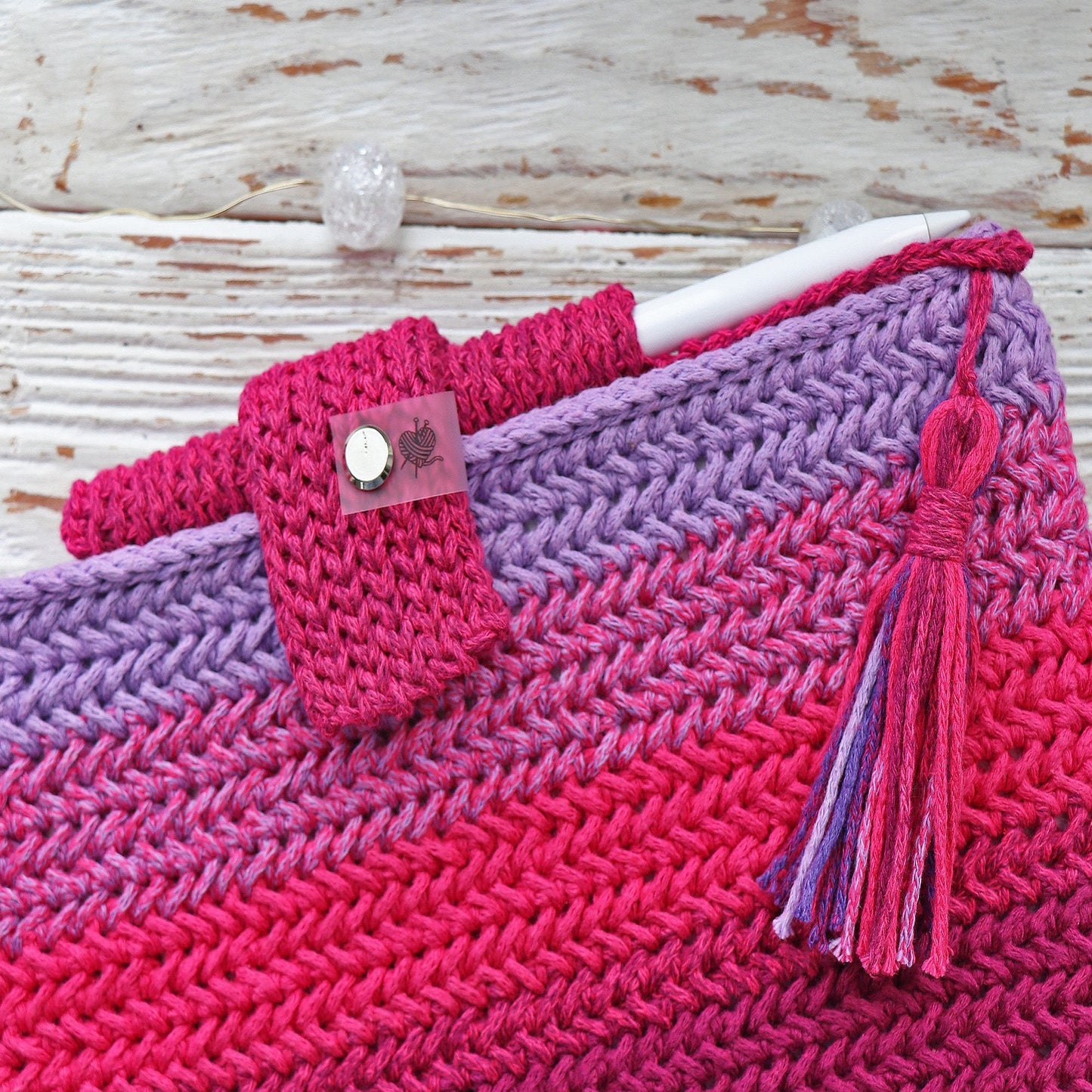 Crochet pattern Laptop Case, US standard terms, Skill level beginner