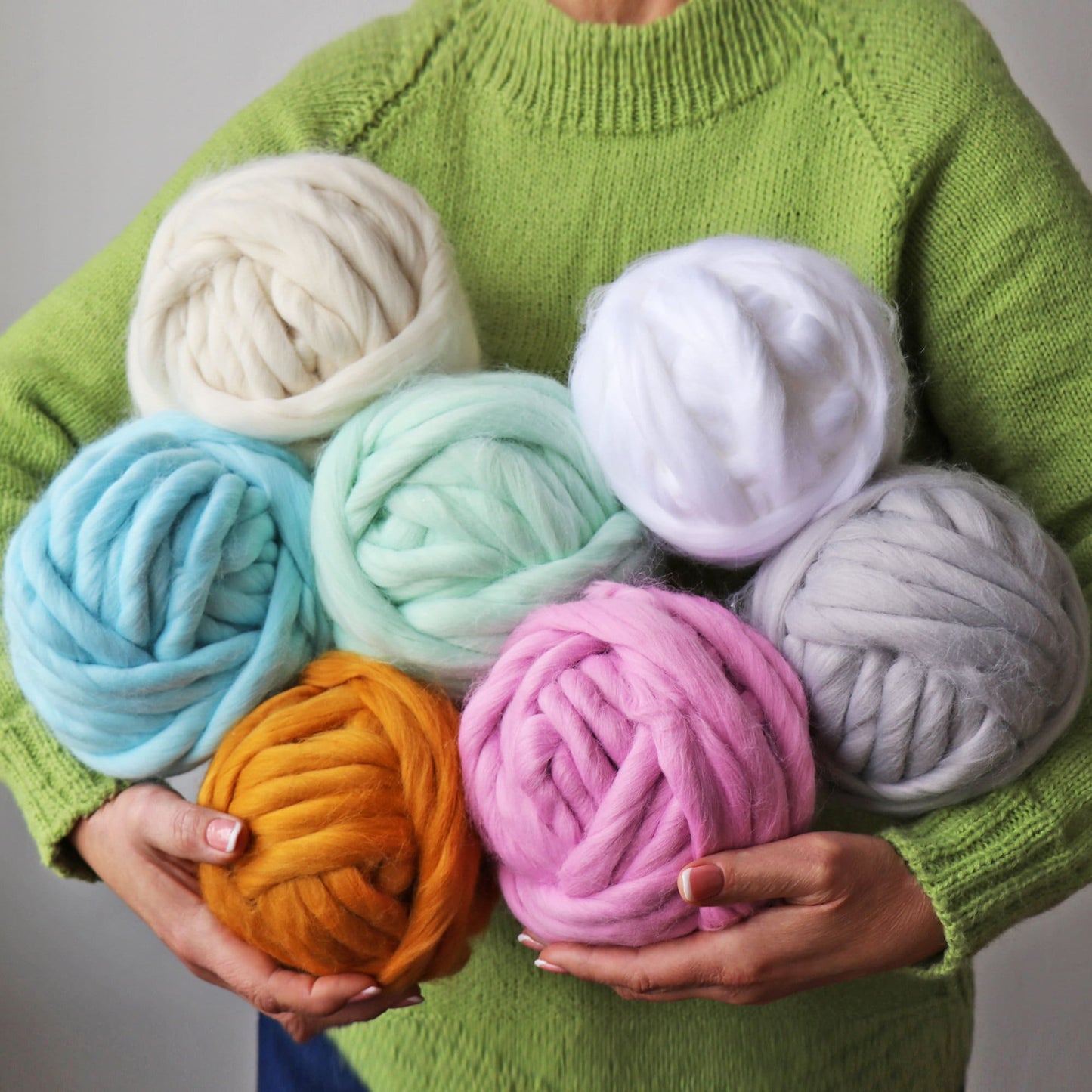 Super chunky yarn. ACRYLIC yarn. Arm knitting yarn. Chunky vegan yarn. Chunky knit. Gift for her. Blanket yarn