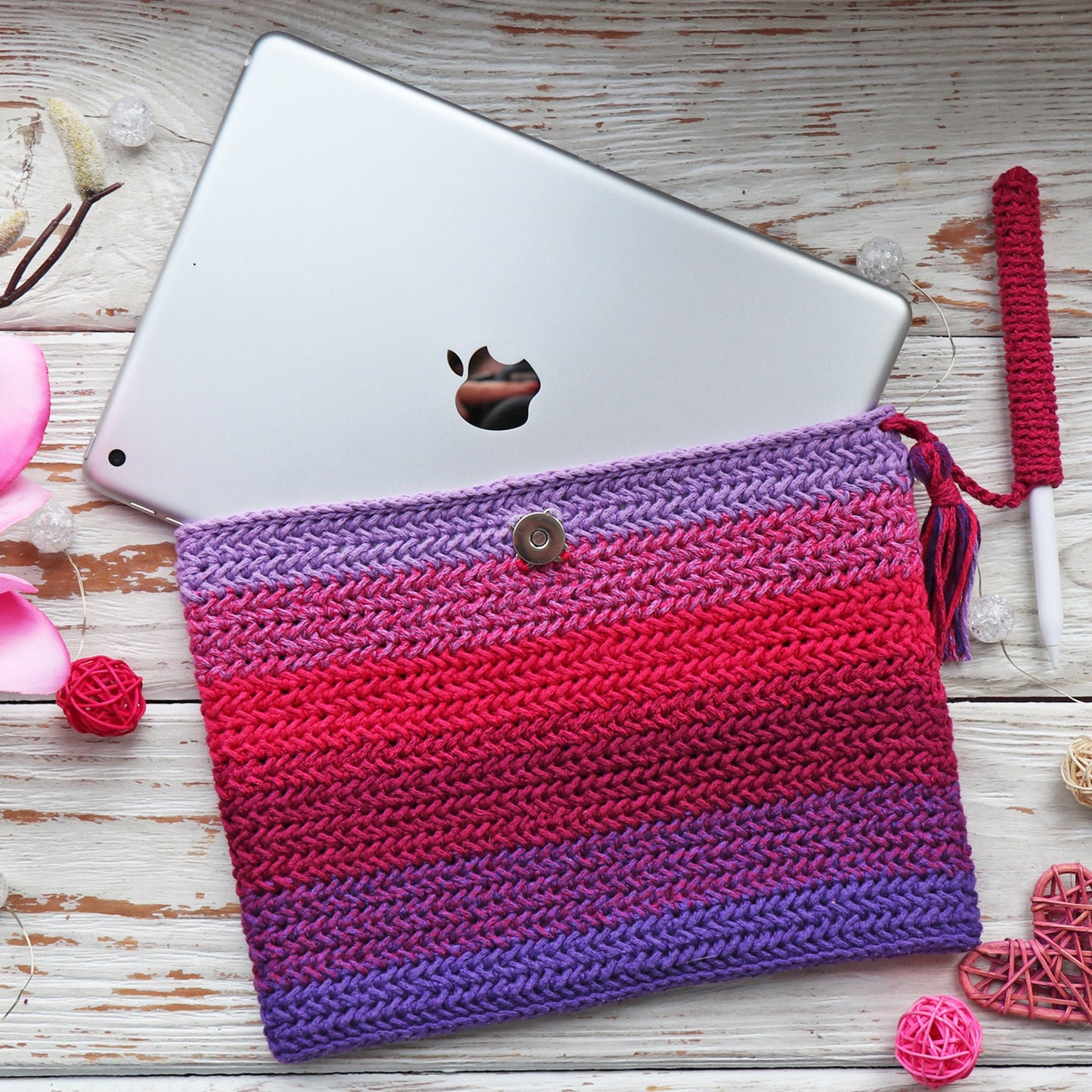 Crochet Laptop Case PDF Pattern. Crochet iPad Tablet Cosy PDF. Tablet Case Book Sleeve DIY Tutorial. Laptop Cover Pattern. Laptop Case