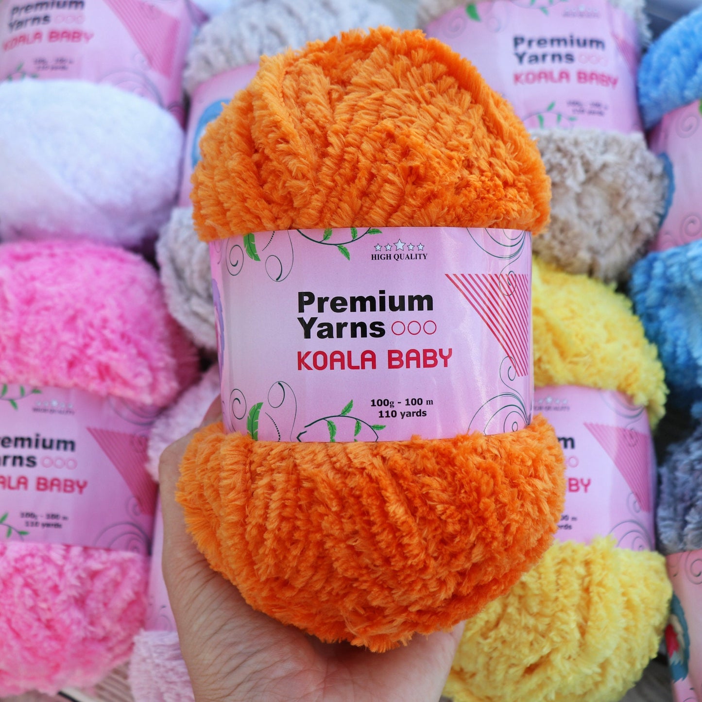 FAUX FUR YARN 100g, Amigurumi Yarn, Eyelash Yarn, Fluffy Yarn, Fur Yarn - Ultra Soft, Soft Toys Yarn, Soft Crochet Yarn, Holiday Yarn