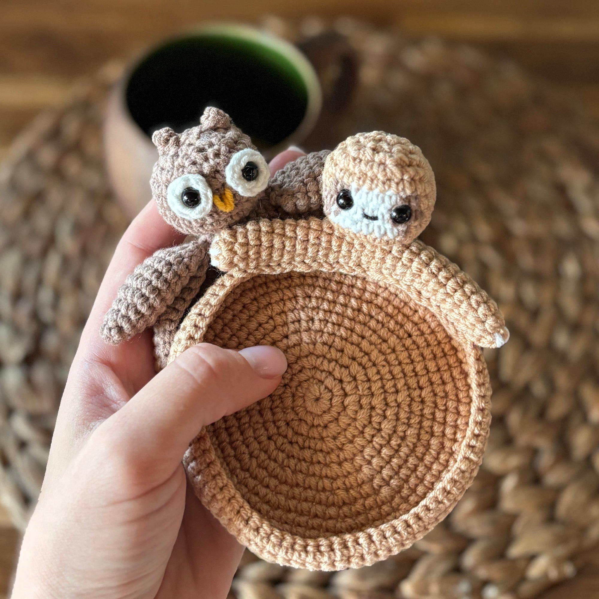 SLOTH & OWL COASTERS Crochet Pattern (skill level beginner)