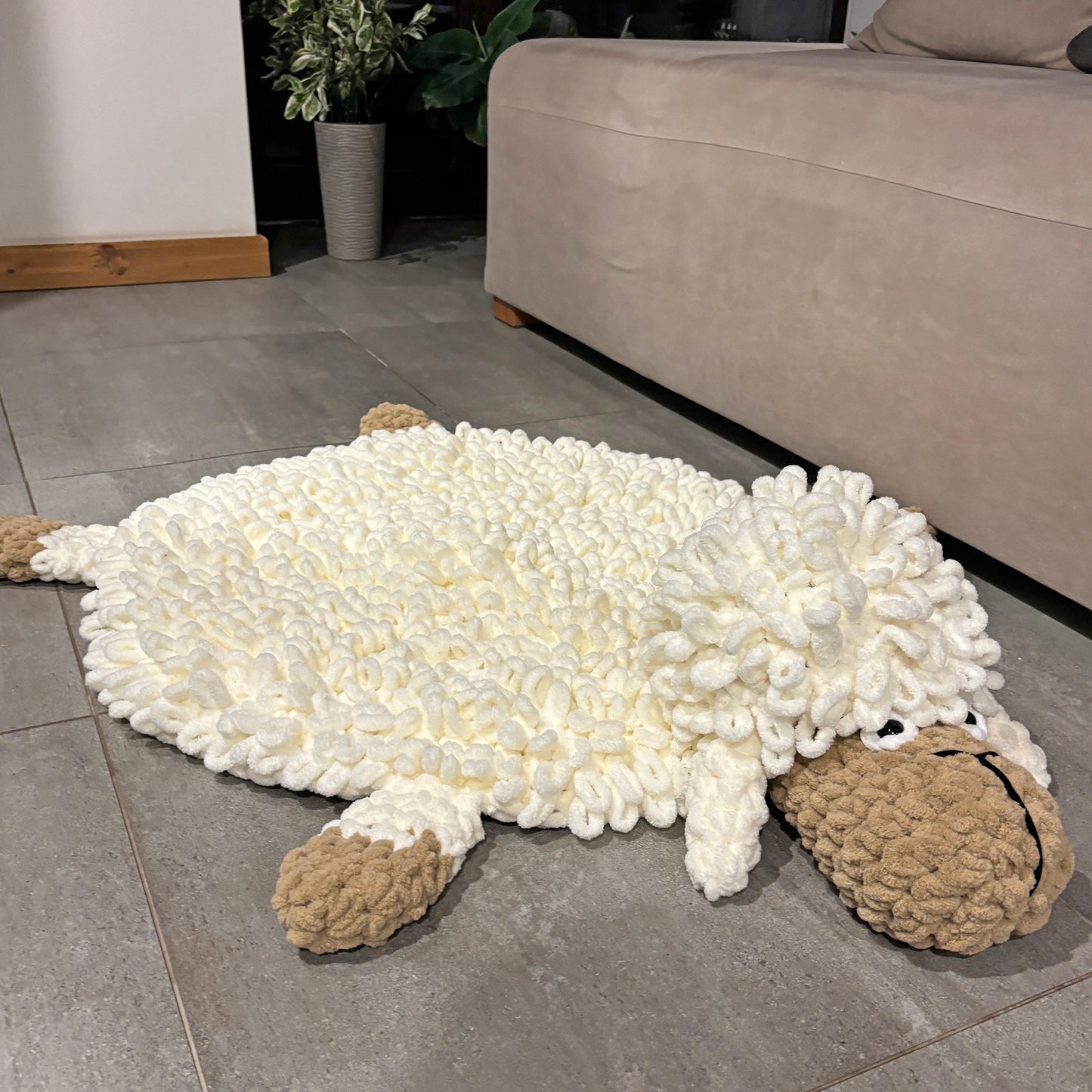 KIDS SHEEP RUG Crochet Pattern (skill level beginner)