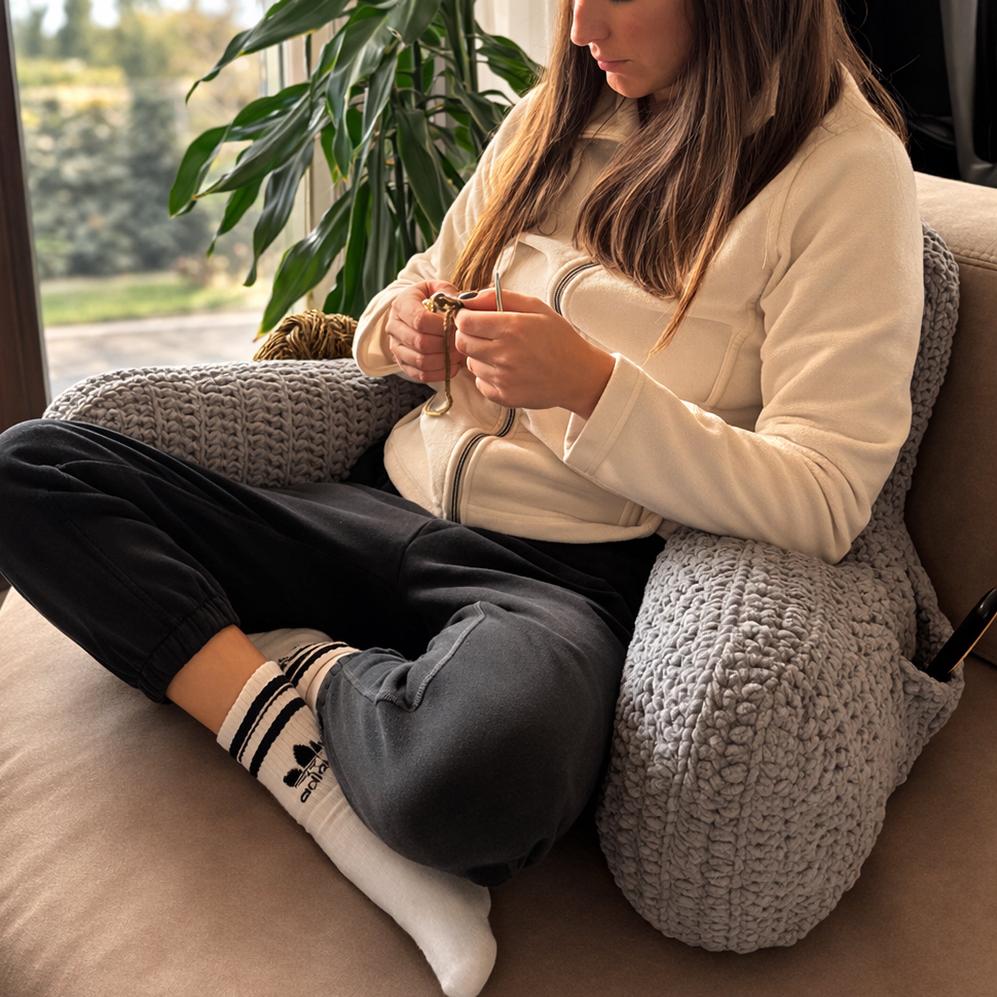 BACKREST PILLOW Crochet Pattern (skill level Intermediate)