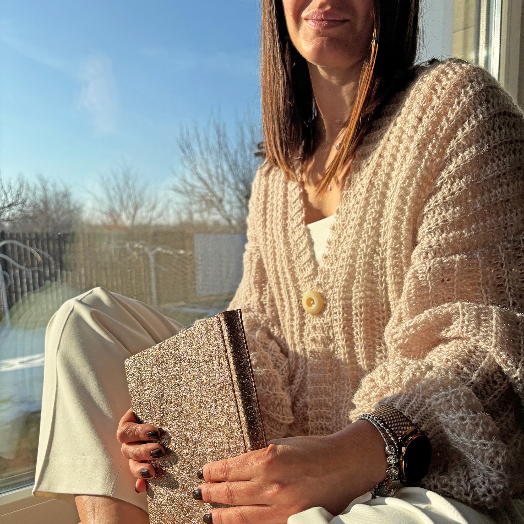 BLOW KISS CARDIGAN Crochet Pattern (skill level beginner)