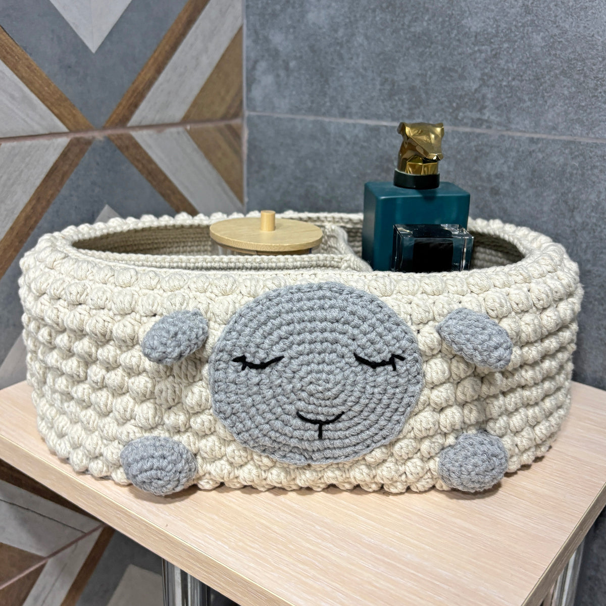 SHEEP ORGANIZER Crochet Pattern (skill level intermediate)