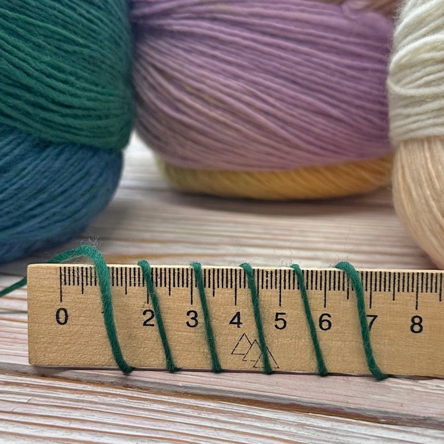 Laines du Nord Poema, 8 colors, 5.29 oz / 656 yds