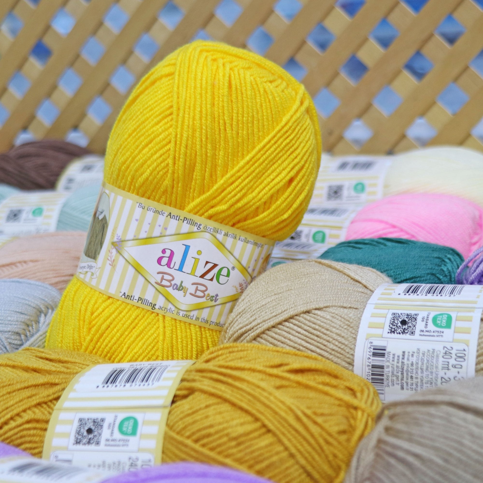 Alize Baby Best, 65 colors, 3.53 oz / 262 yds