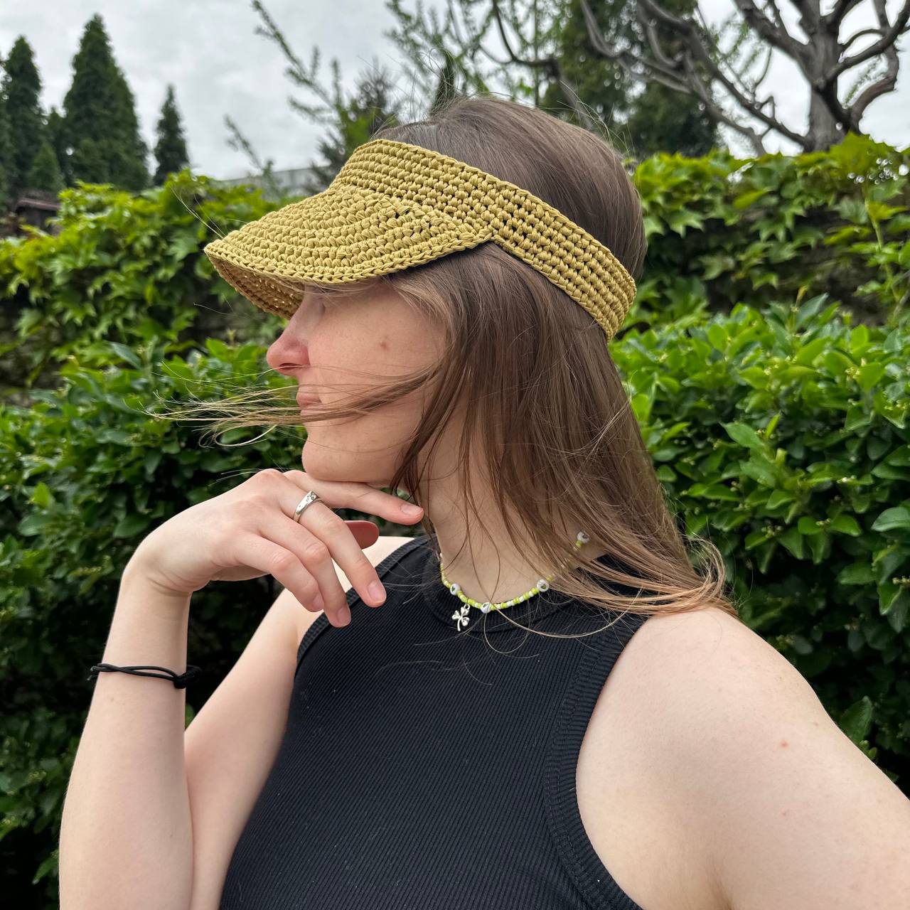 Crochet Pattern Summer Raffia, US standard terms, Skill level Visor basic stitches