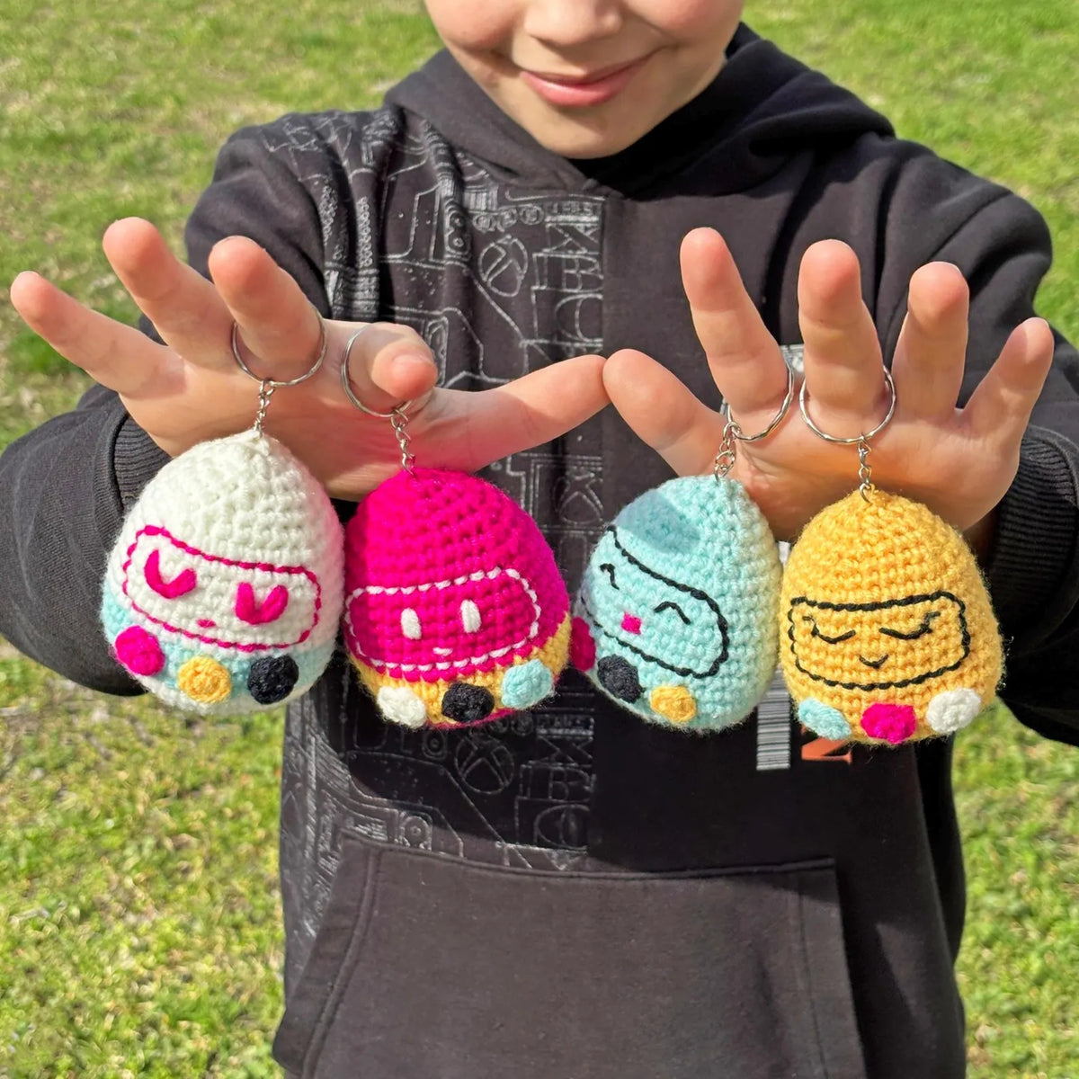 Tamagotchi Keychain Crochet Pattern (skill level Beginner)