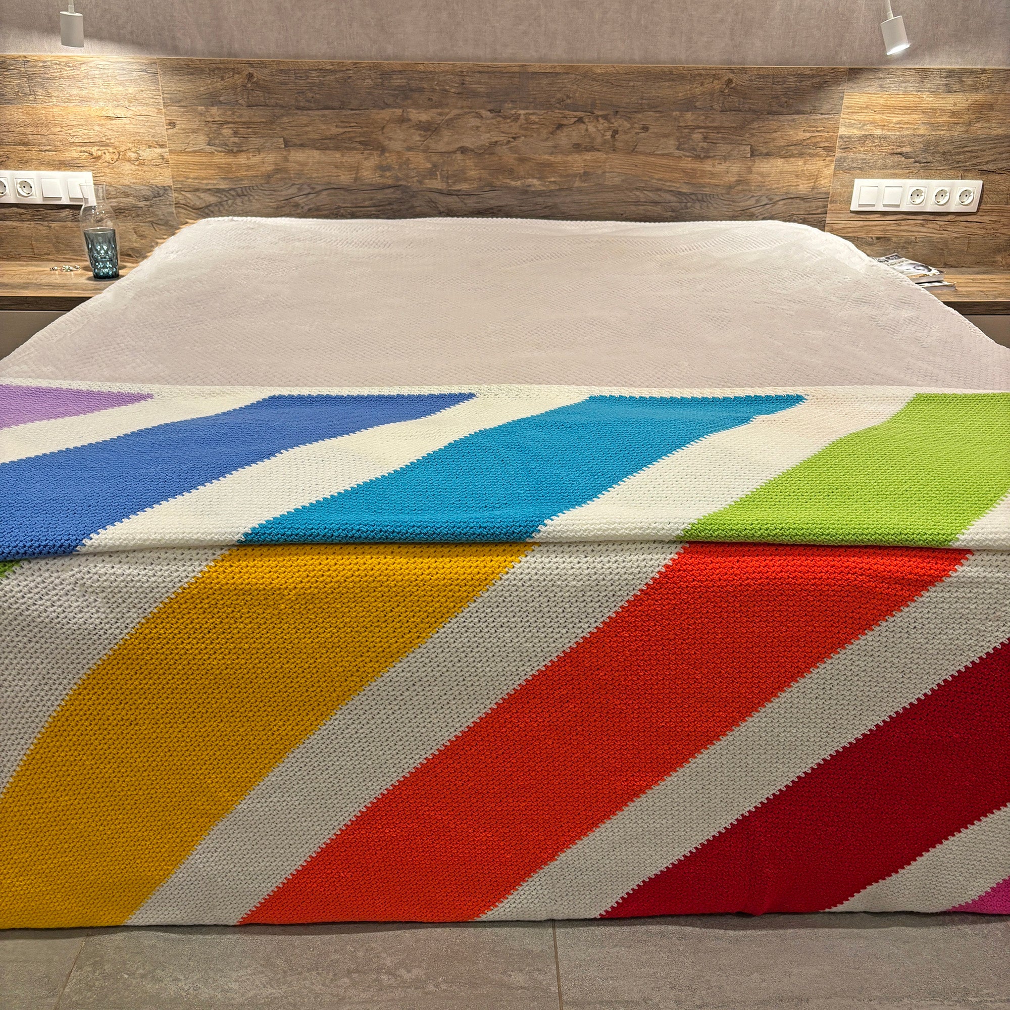 KING SIZE BED RAINBOW BLANKET Crochet Pattern (skill level Beginner)