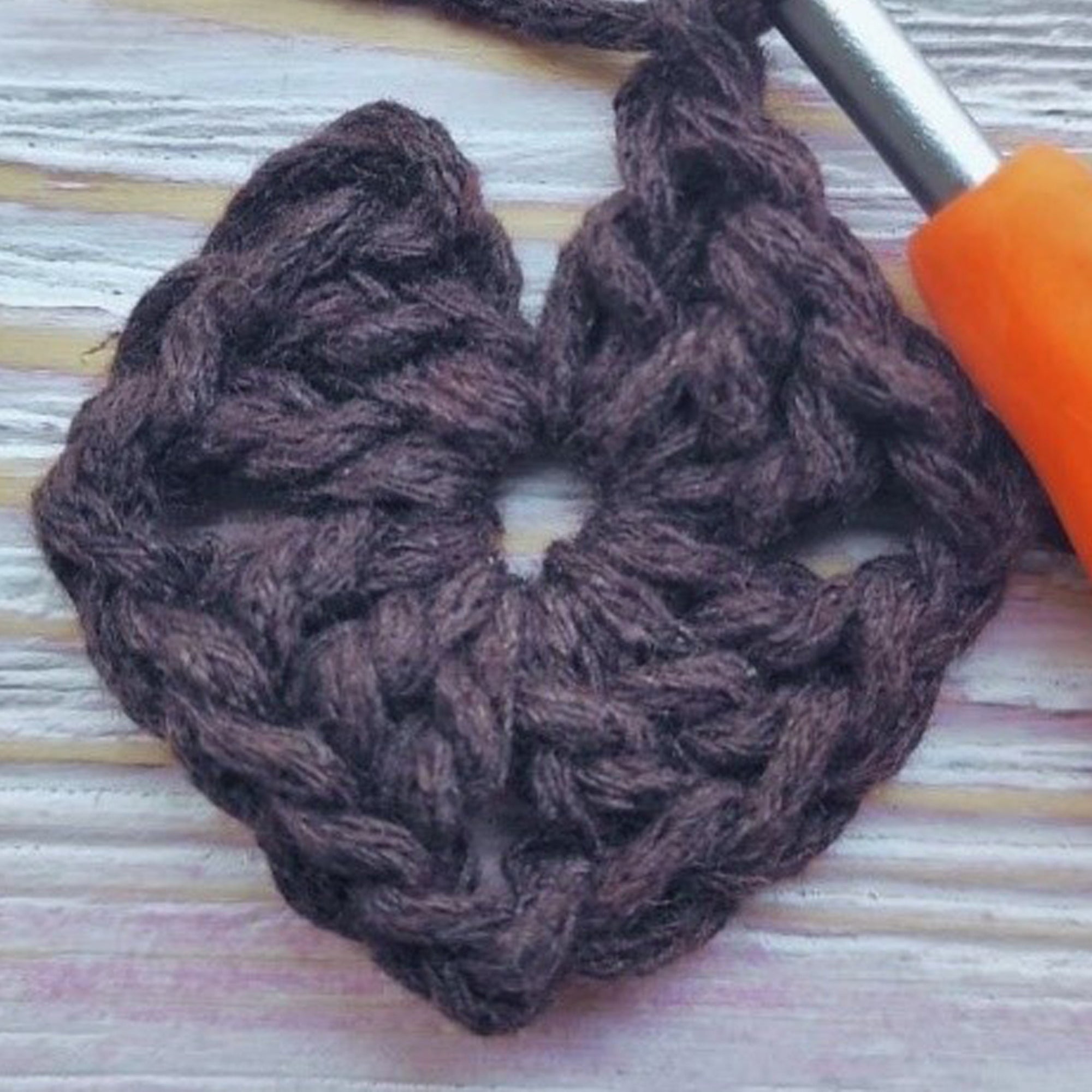 Magnolia Tote Bag Crochet Kit (skill level Beginner)