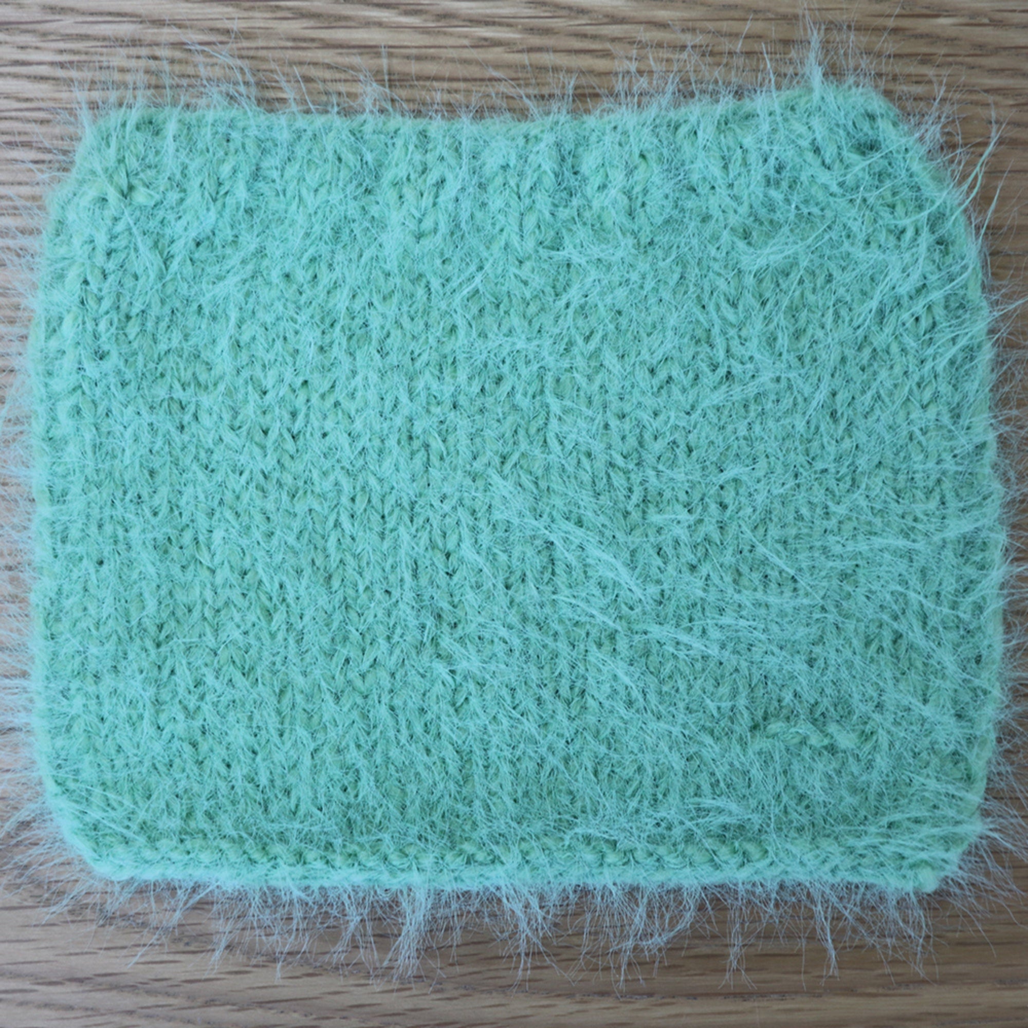 Gazzal Teddy, 26 colors, 1.76 oz / 164 yds