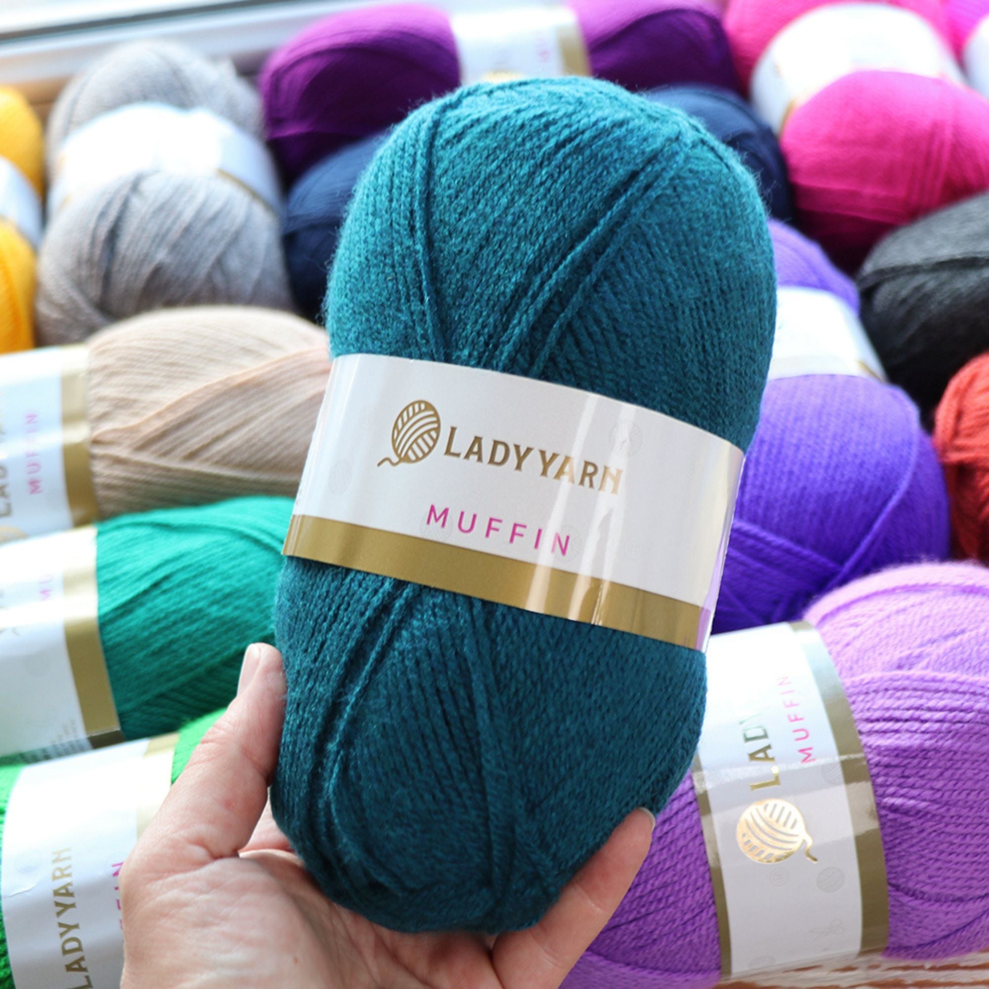 Lady Yarn Muffin, 36 colors, 3.5 oz / 525 yds