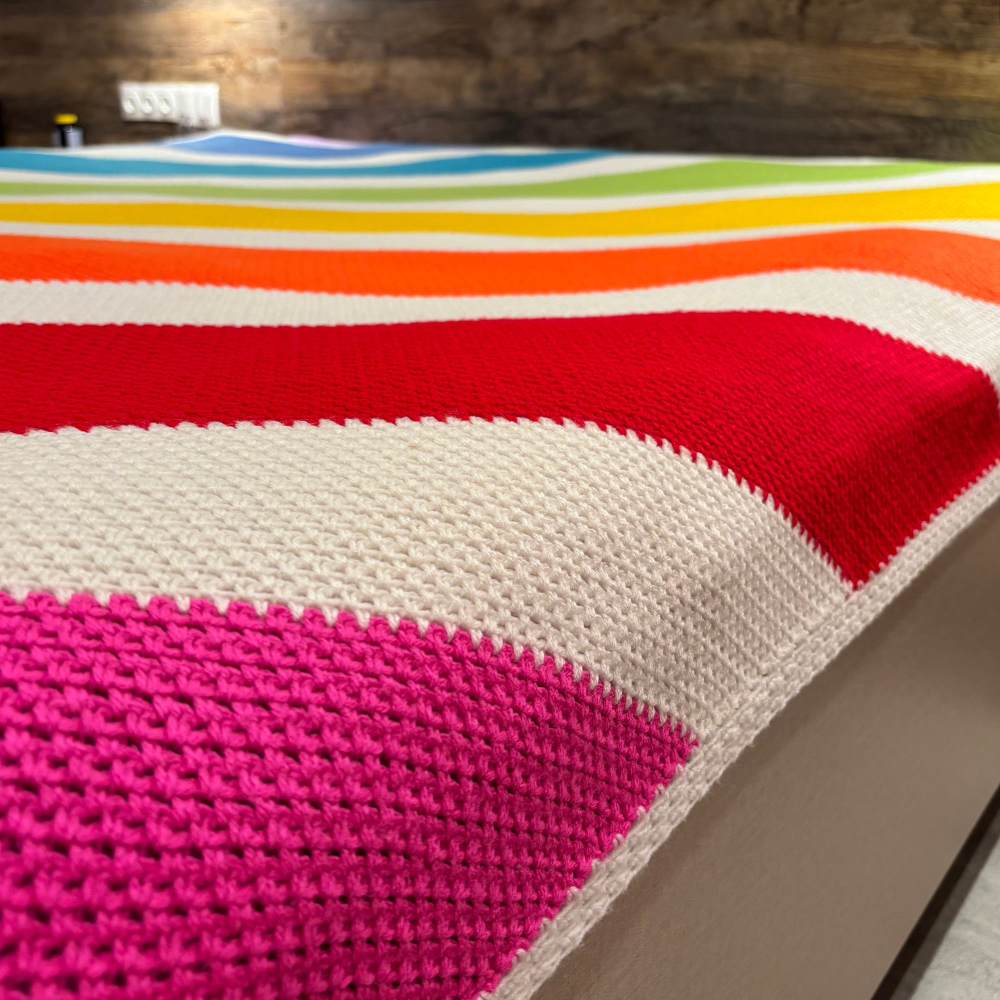 KING SIZE BED RAINBOW BLANKET Crochet Pattern (skill level Beginner)