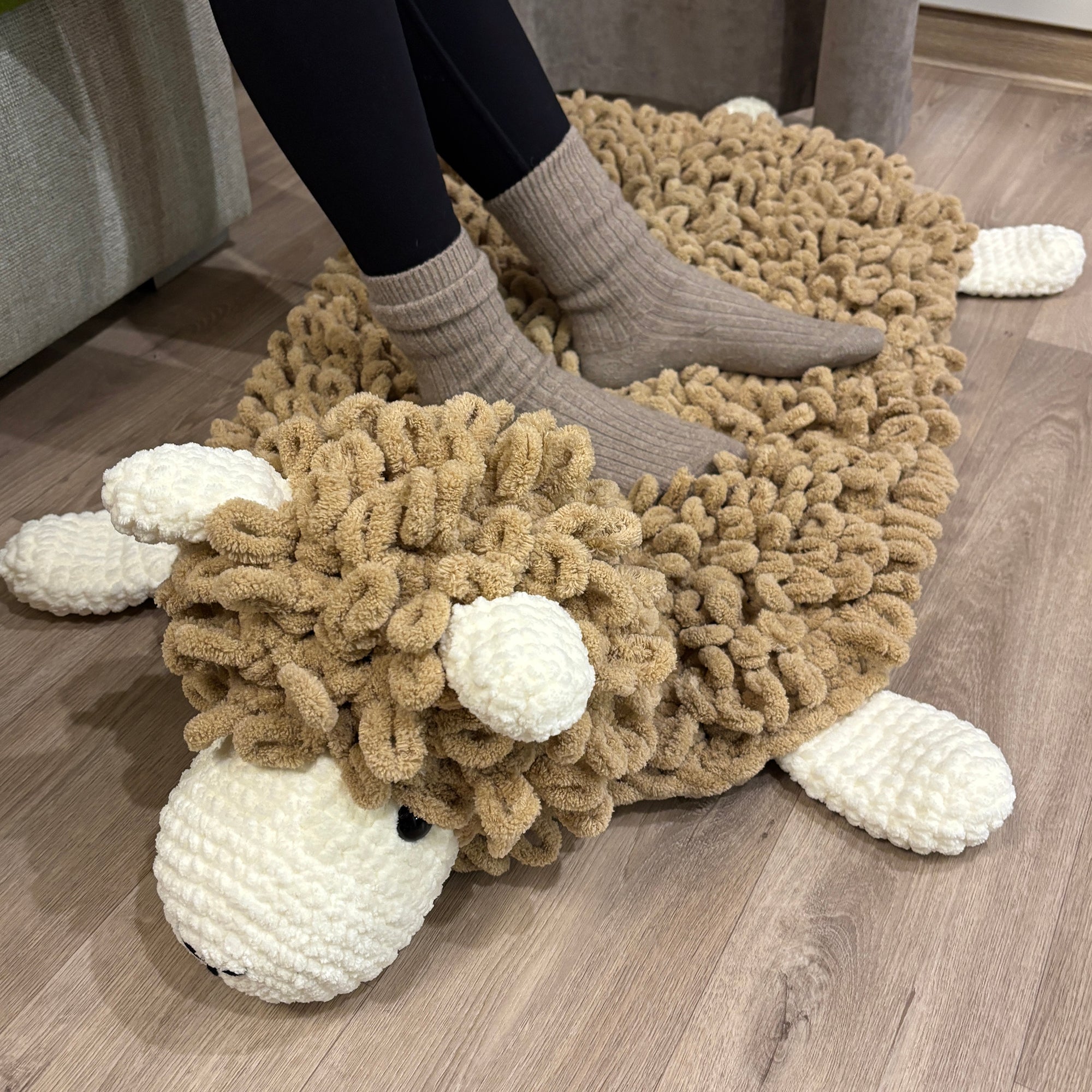 Sheep Rug Crochet Kit (skill level Beginner)