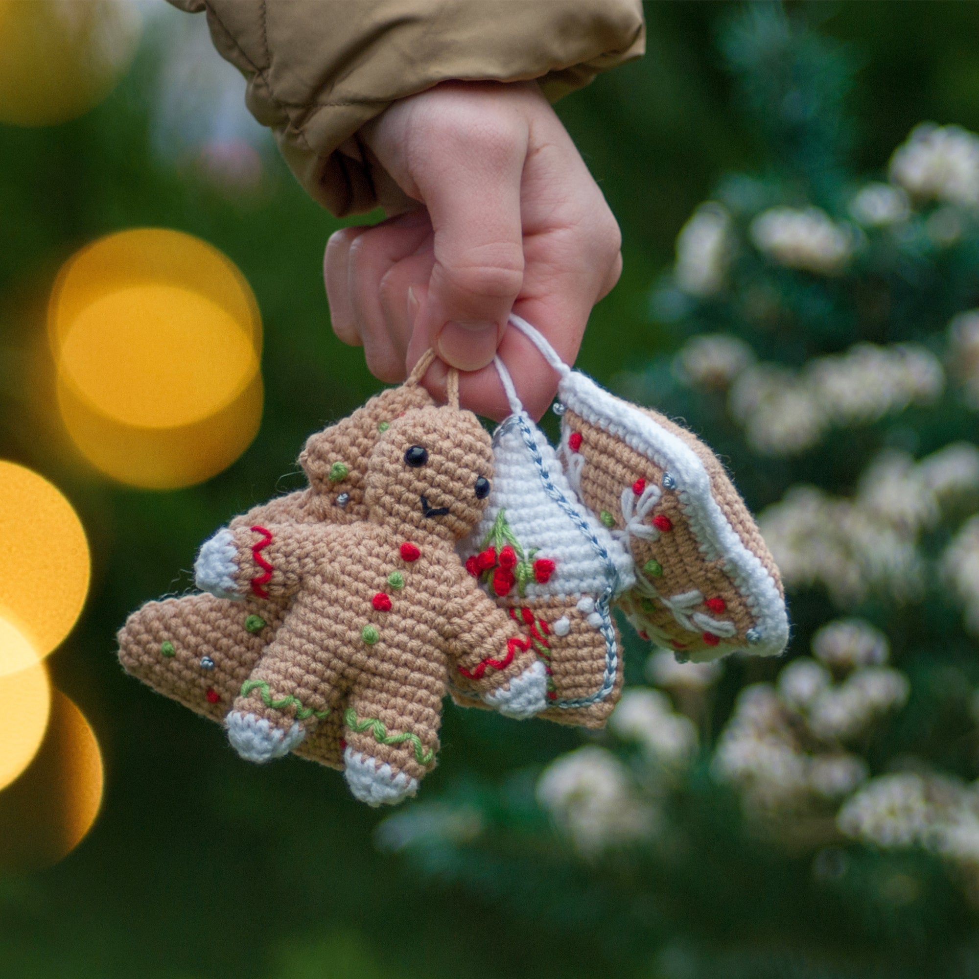 CHRISTMAS ORNAMENTS Crochet Pattern (skill level Beginner)