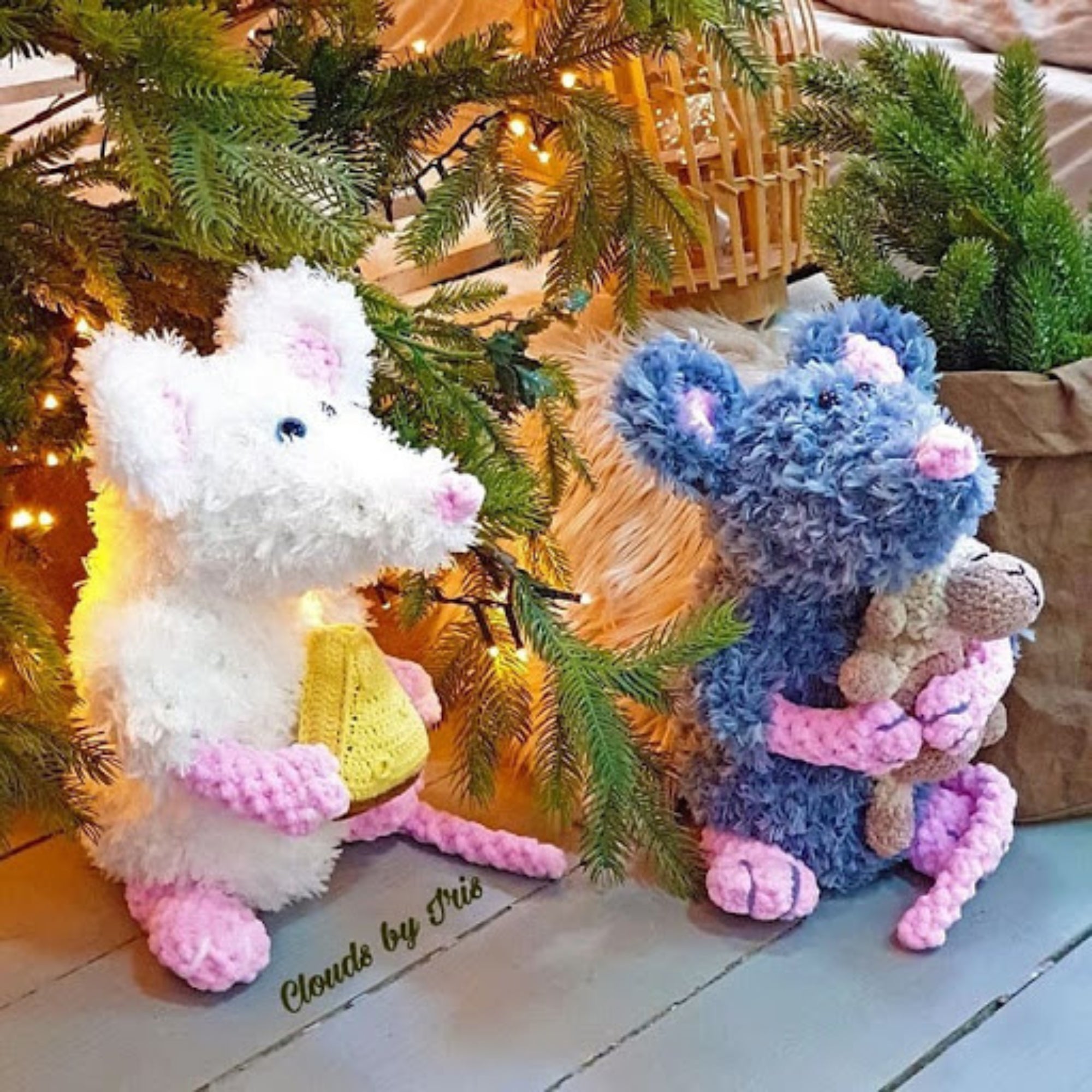 Premium Yarn Happy Toys, 5 colors, 3.5 oz / 44 yds