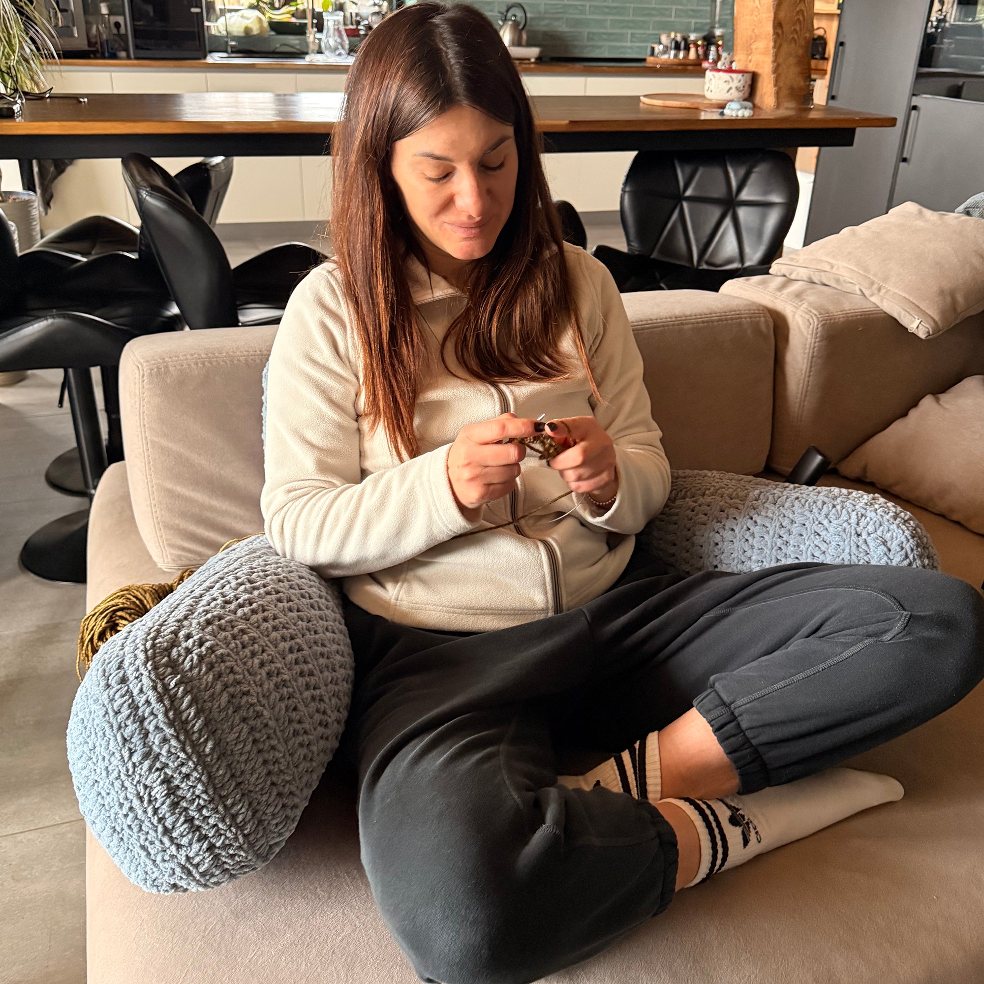 BACKREST PILLOW Crochet Pattern (skill level Intermediate)