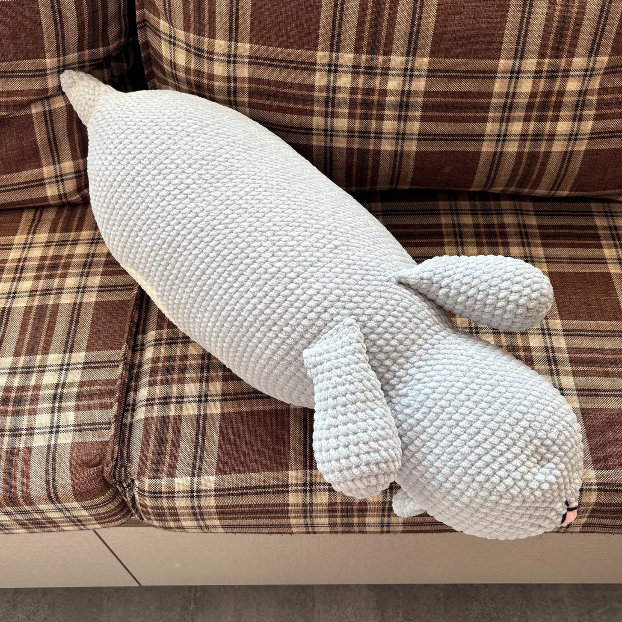 CAT PILLOW Crochet Pattern (skill level beginner)