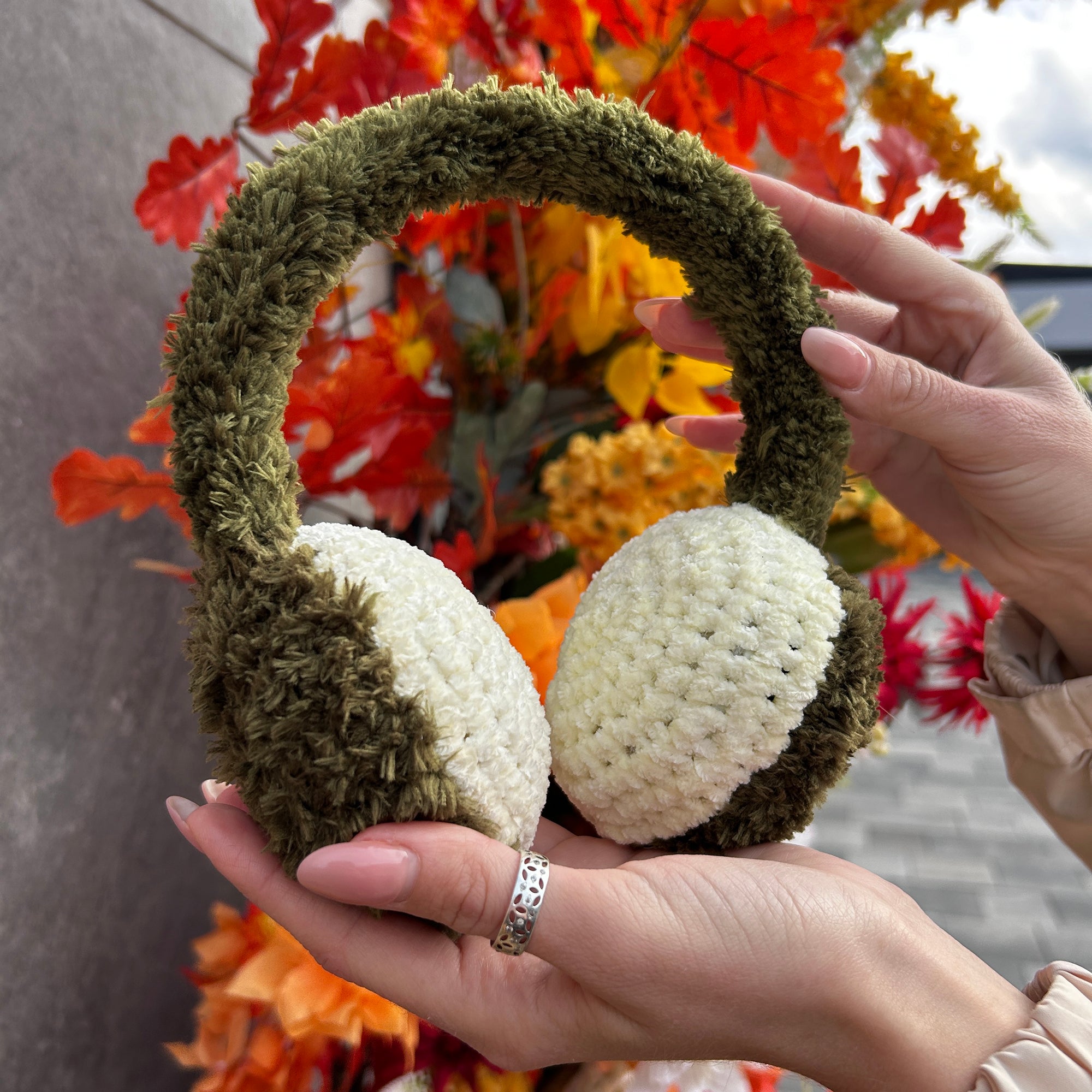 FLUFFY EARMUFFS Crochet Pattern (skill level Beginner)