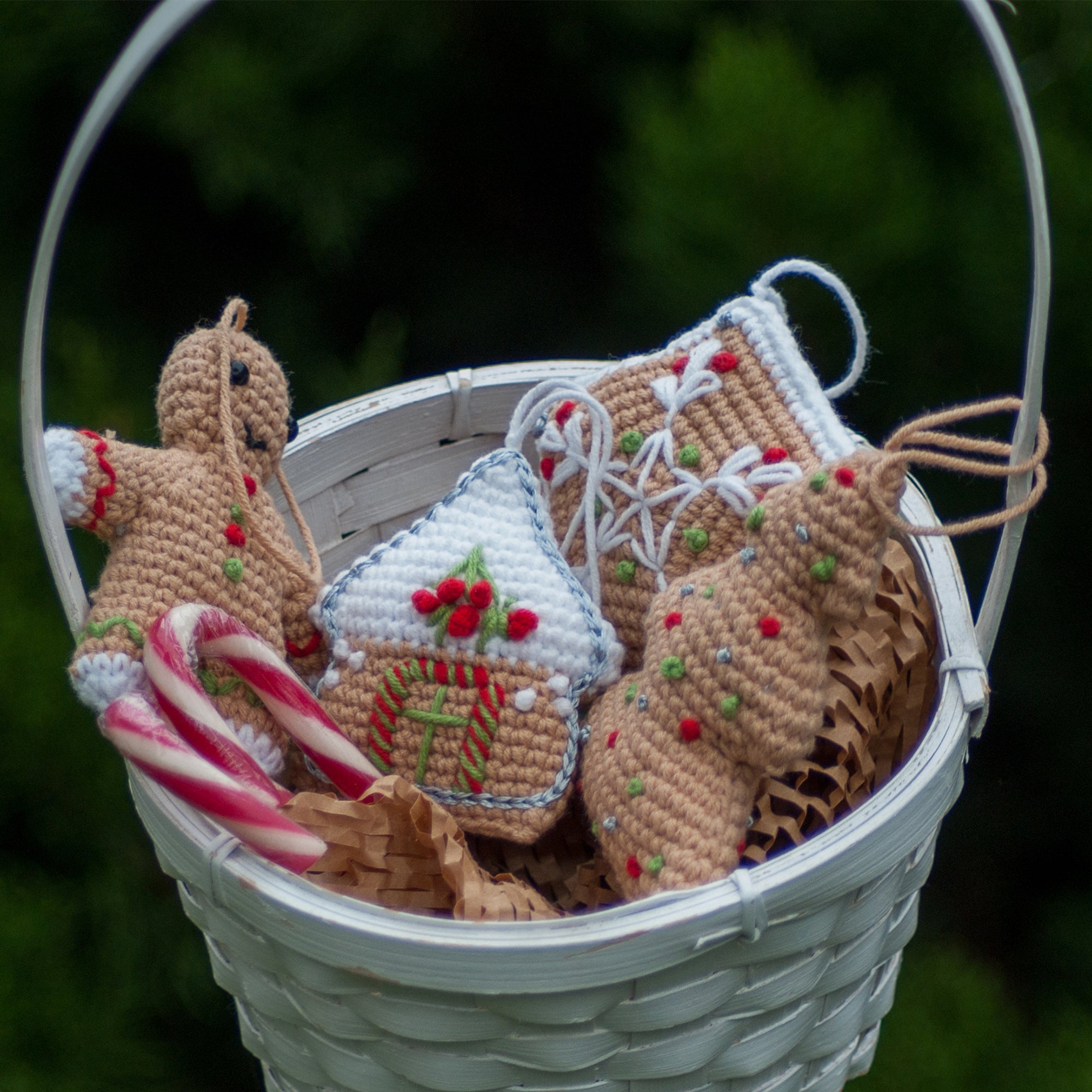 CHRISTMAS ORNAMENTS Crochet Pattern (skill level Beginner)