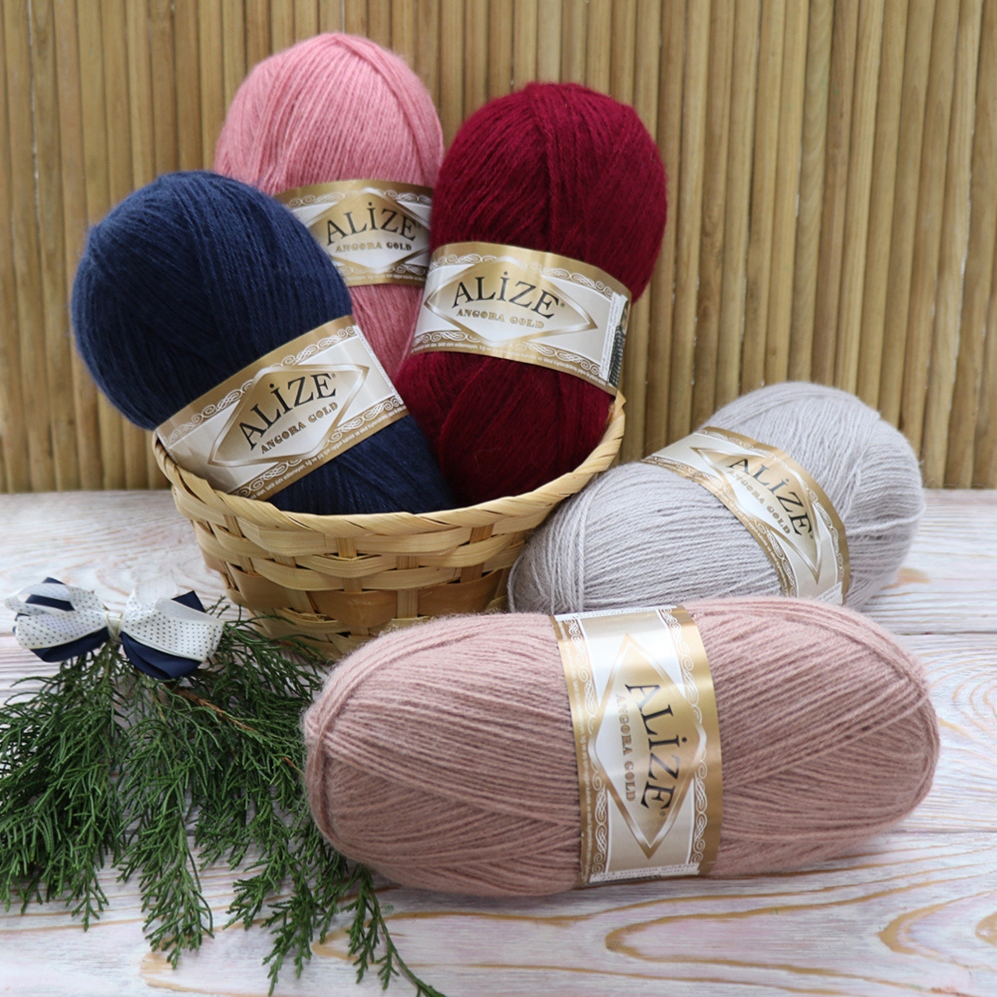 Alize Angora Gold, 56 colors, 3.53 oz / 601 yds