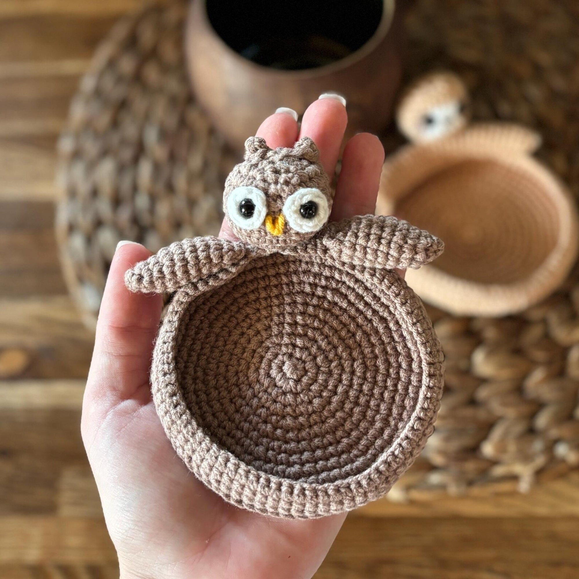Coasters Sloth & Owl Crochet Kit (skill level Beginner)
