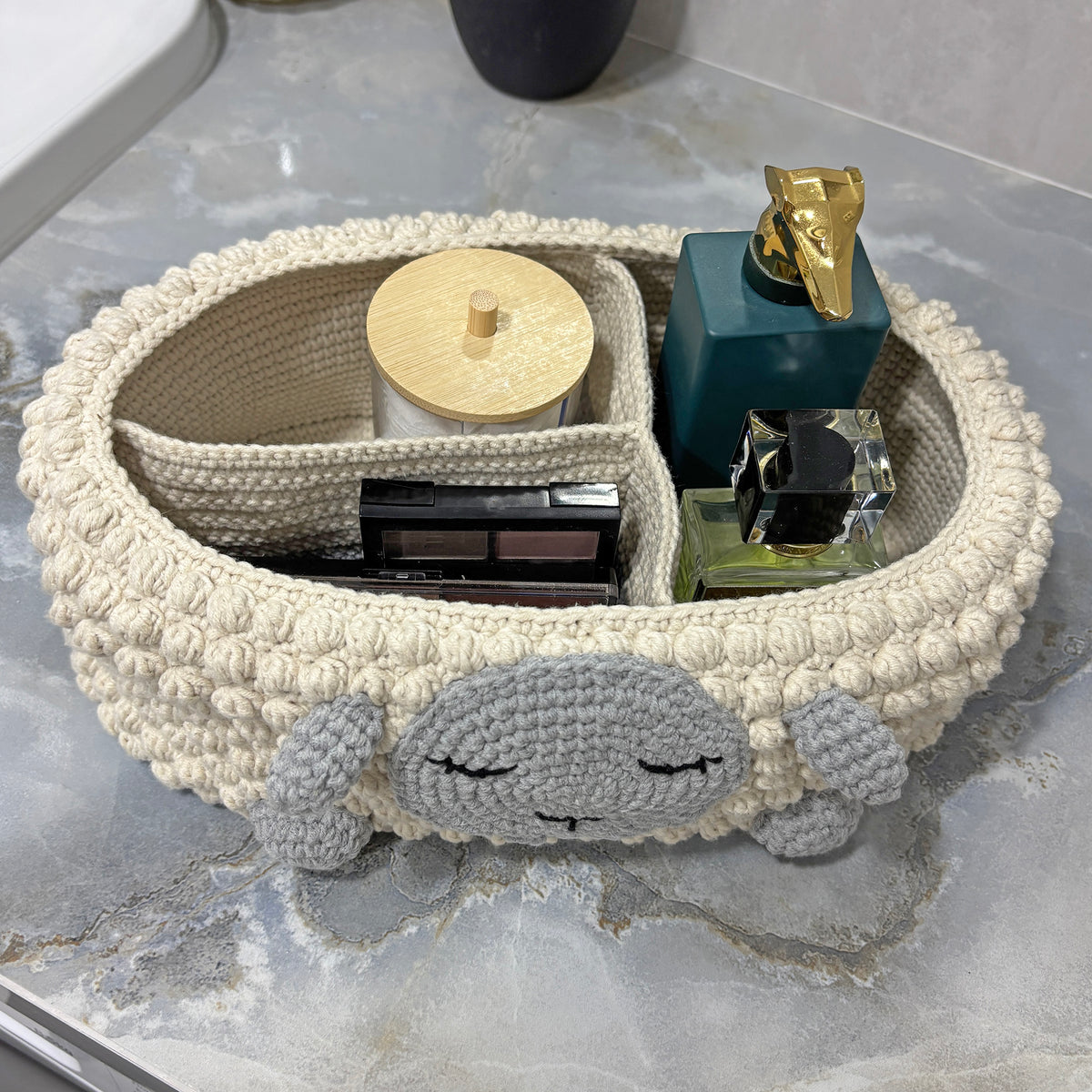 SHEEP ORGANIZER Crochet Pattern (skill level intermediate)