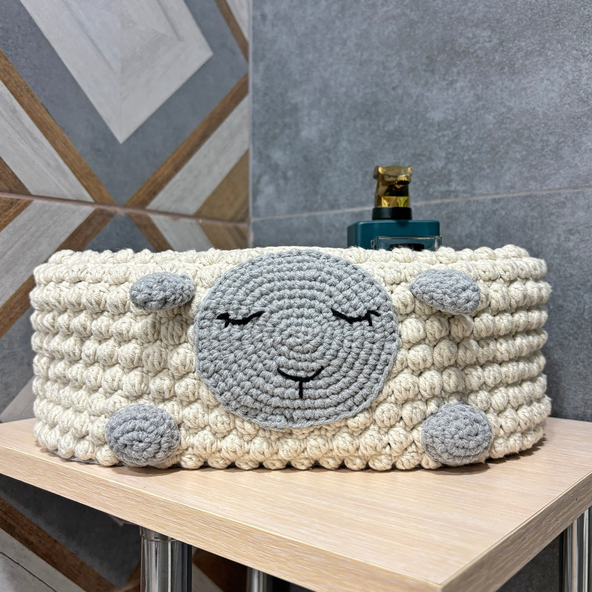 SHEEP ORGANIZER Crochet Pattern (skill level intermediate)