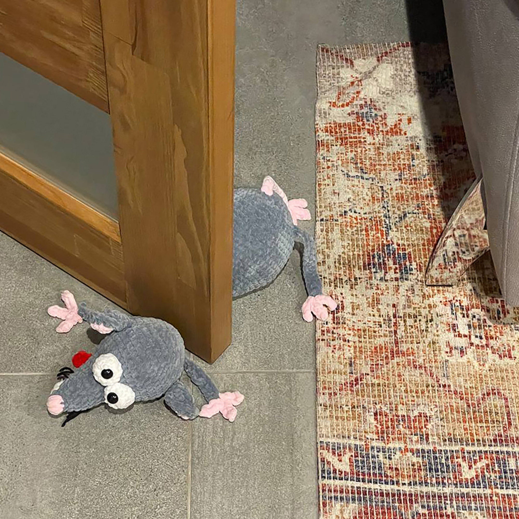 Rat Door Stopper Crochet Kit (skill level Beginner)