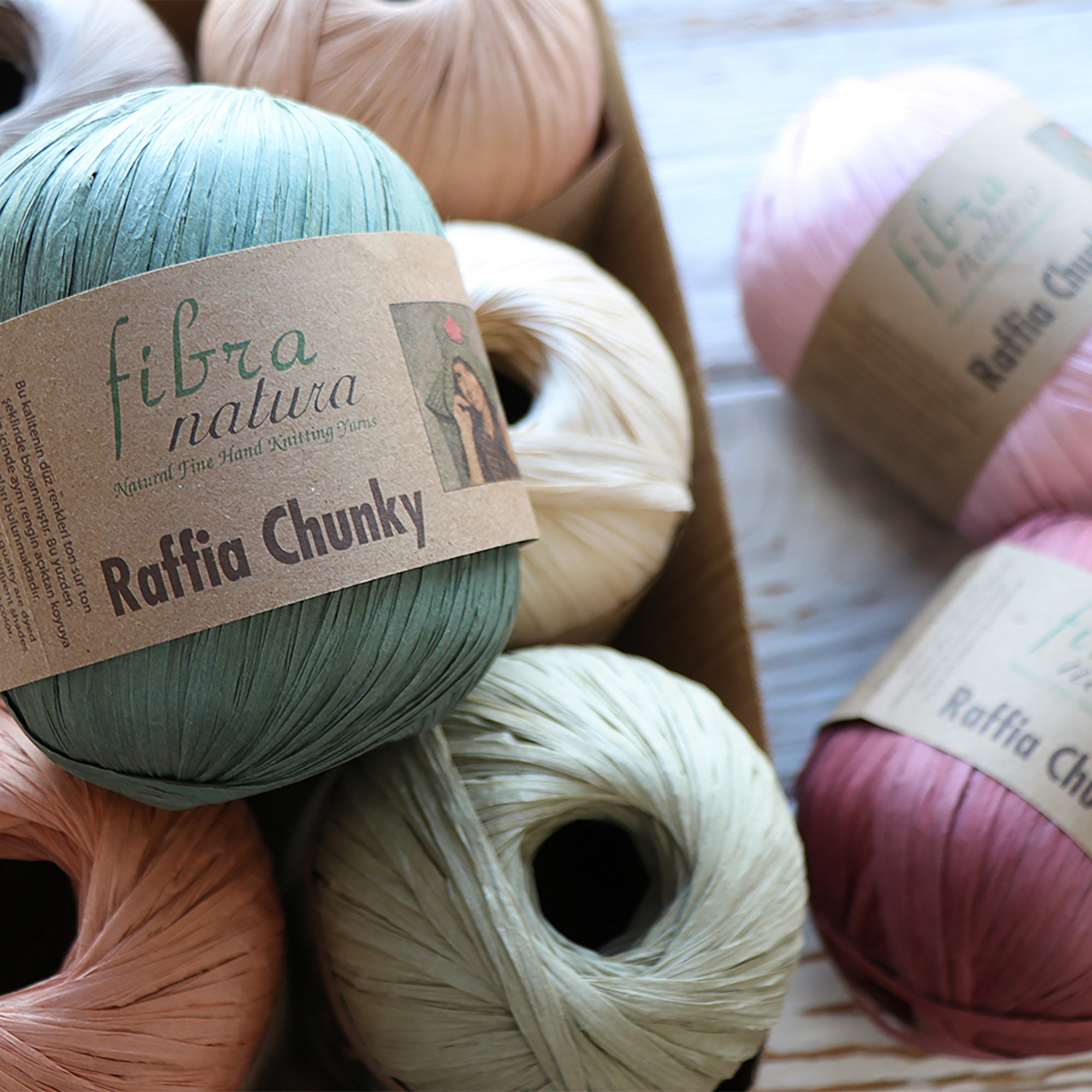 Fibranatura Raffia Chunky, 11 colors, 3.5 oz / 126 yds