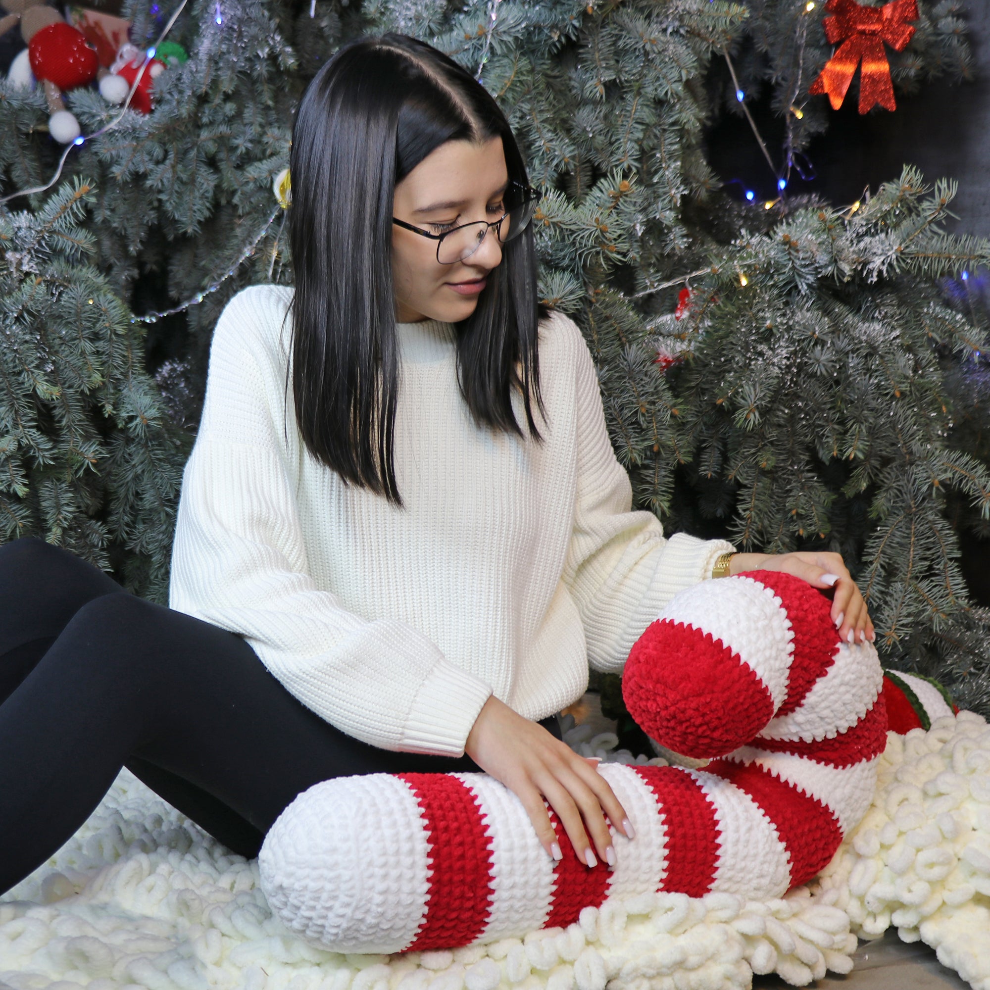 GIANT CANDY CANE Crochet Pattern (skill level beginner)