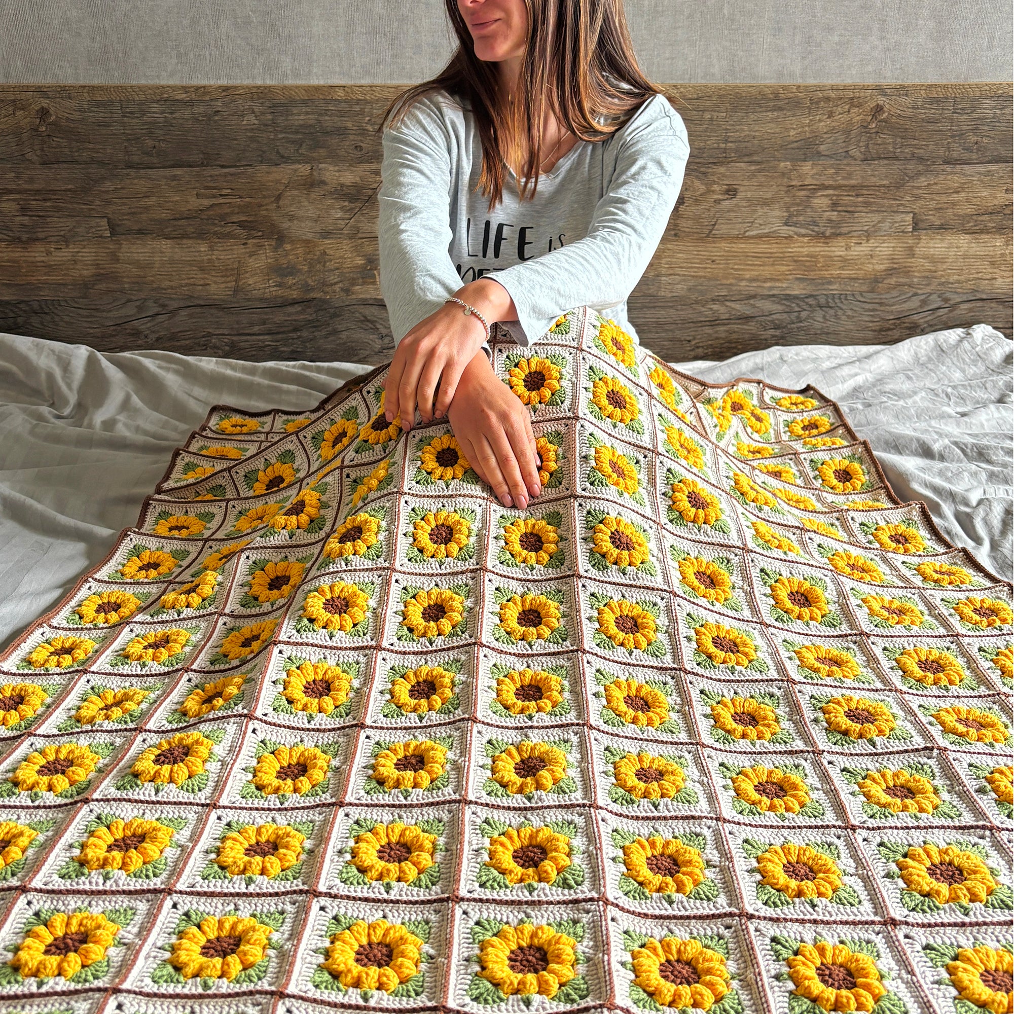 SUNFLOWER BLANKET Crochet Pattern (skill level inetrmediate)