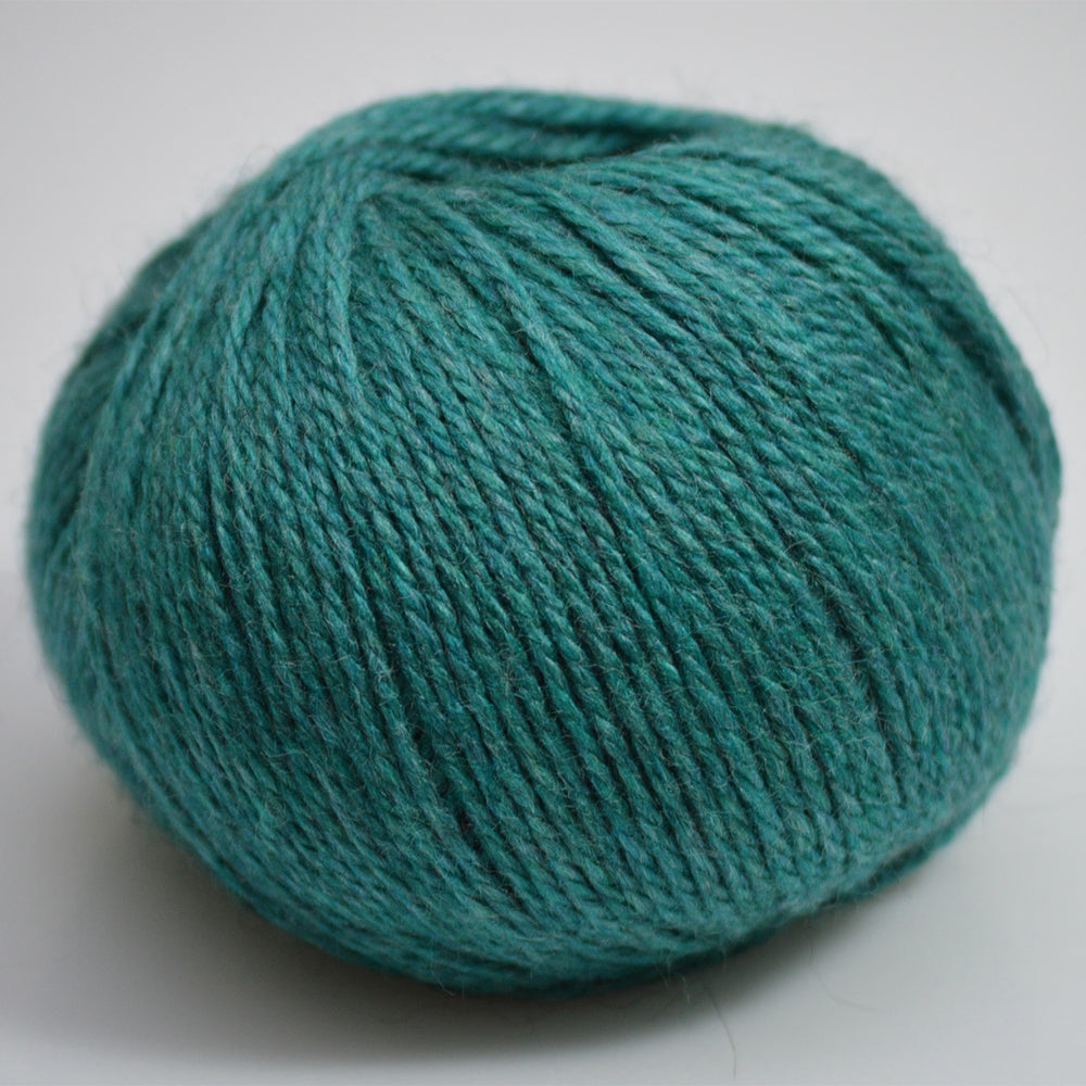 Soft Wool Blend Yarn, 26 colors, 1.76 oz / 142 yds