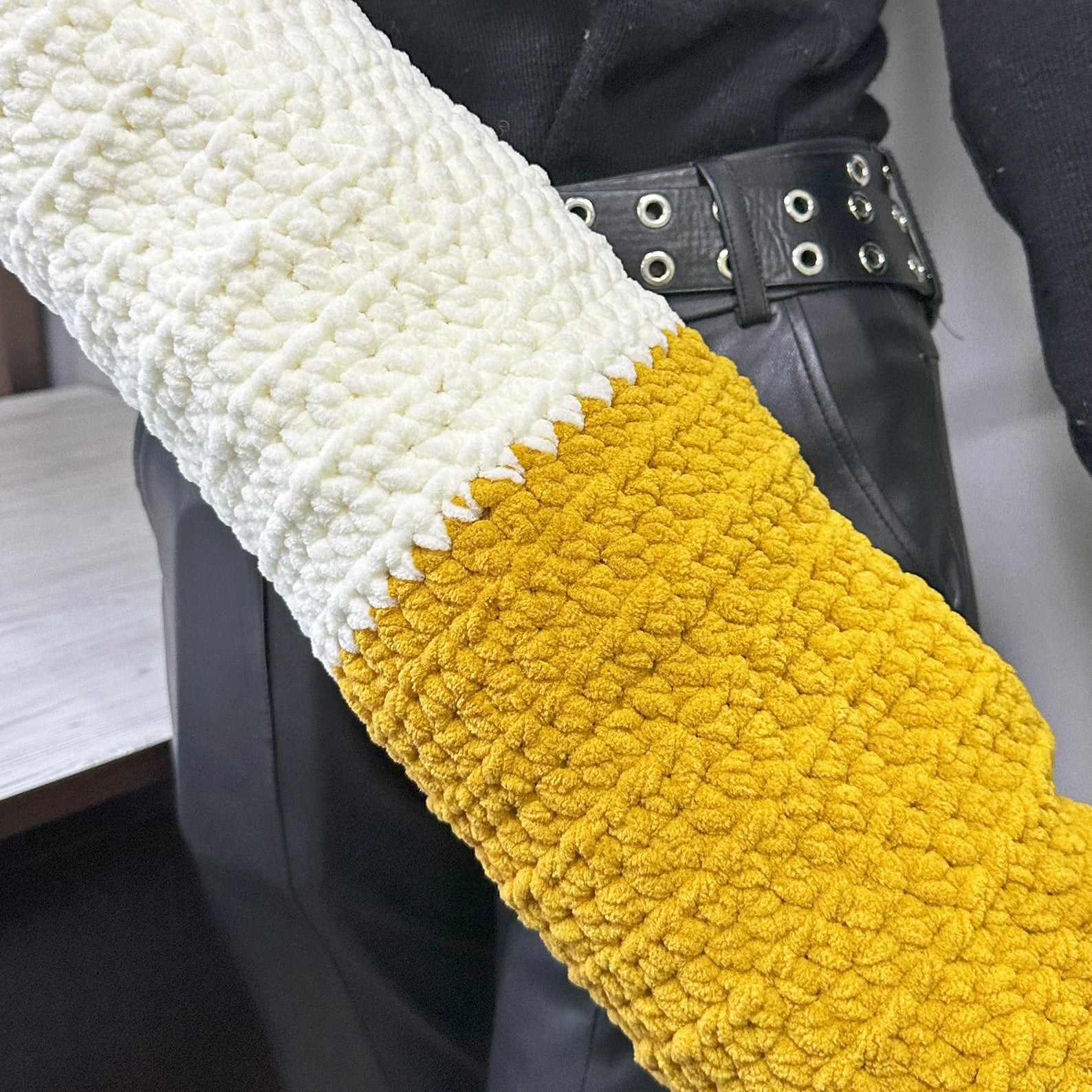 Giant Cig Crochet Kit  (skill level Beginner)