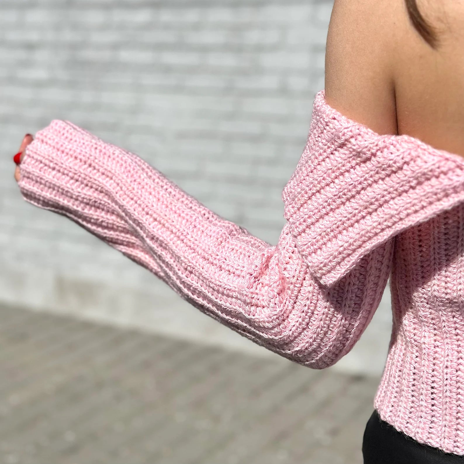 Women’s Off-the-shoulder Top Crochet Kit (skill level Intermediate)
