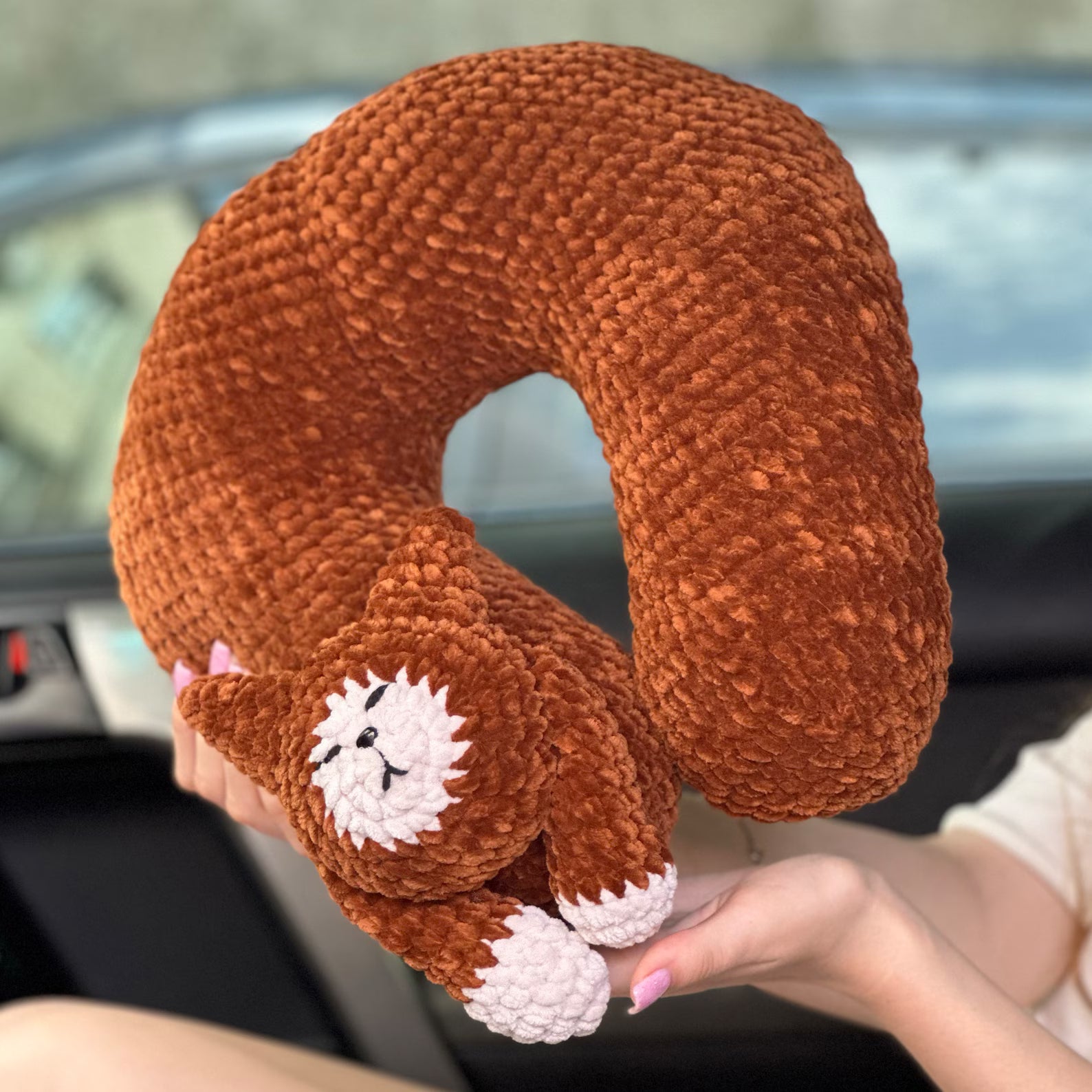 Travel Pillow Crochet Kit (skill level Beginner)