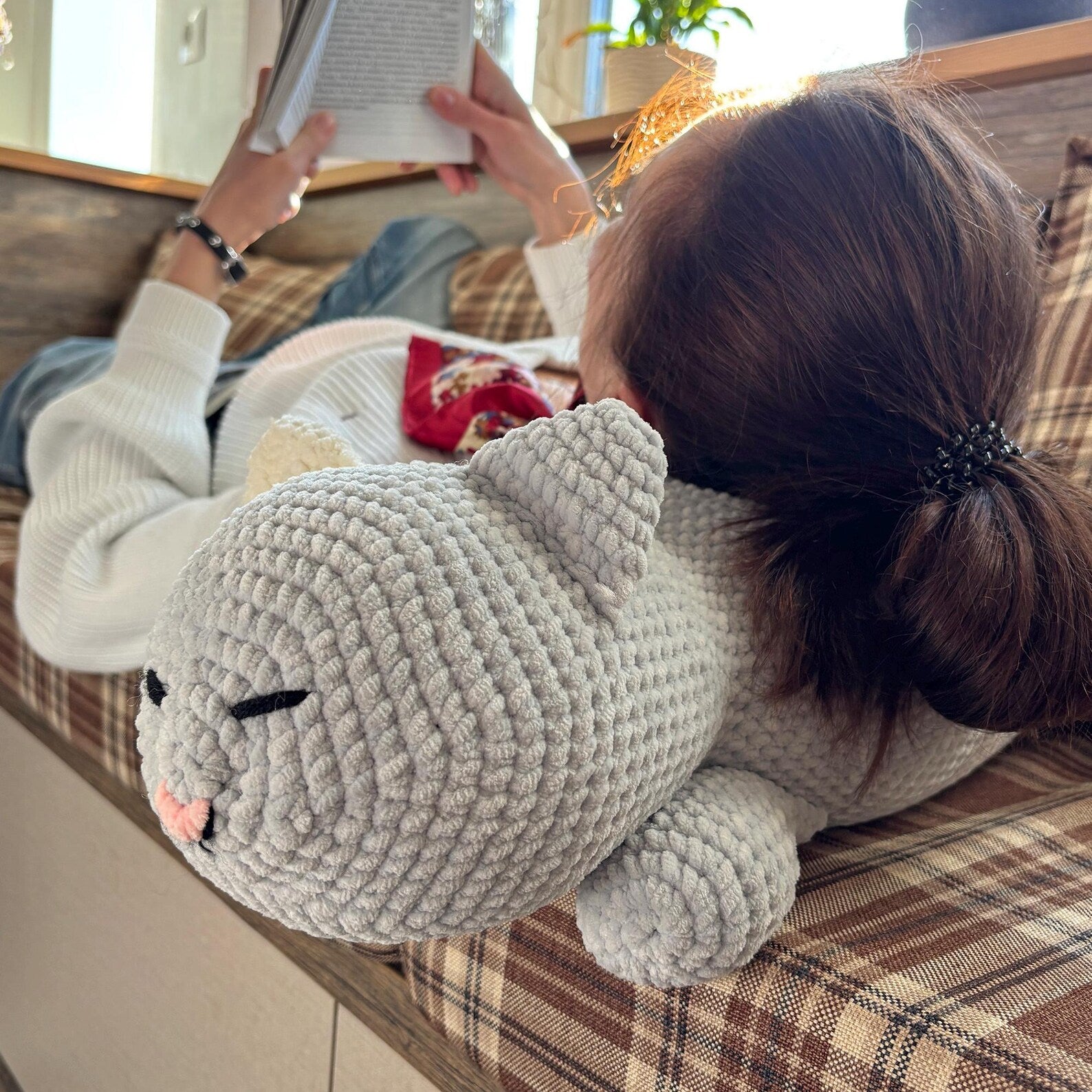 Cat pillow Crochet Kit (skill level Intermediate)