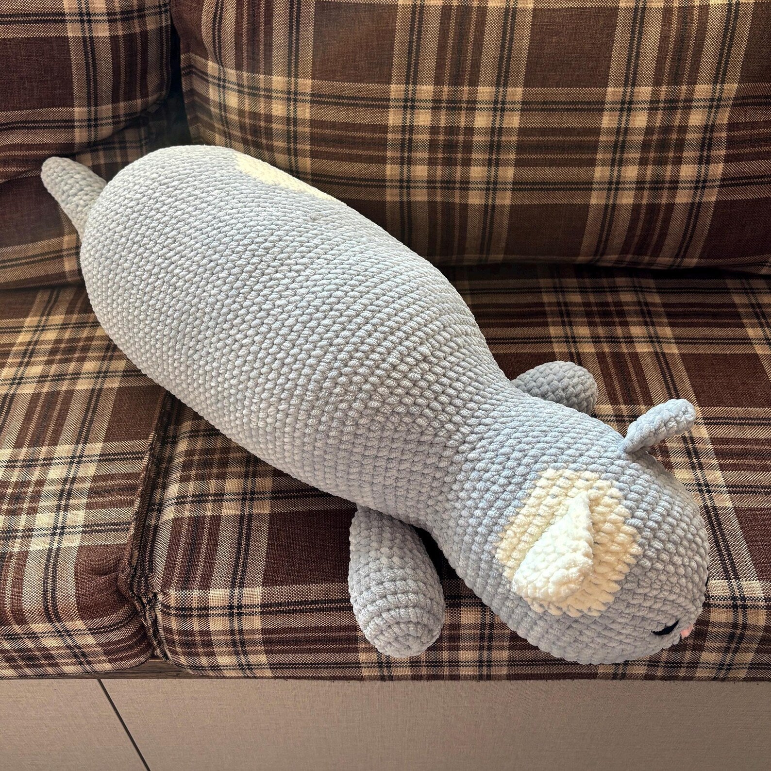 Cat pillow Crochet Kit (skill level Intermediate)