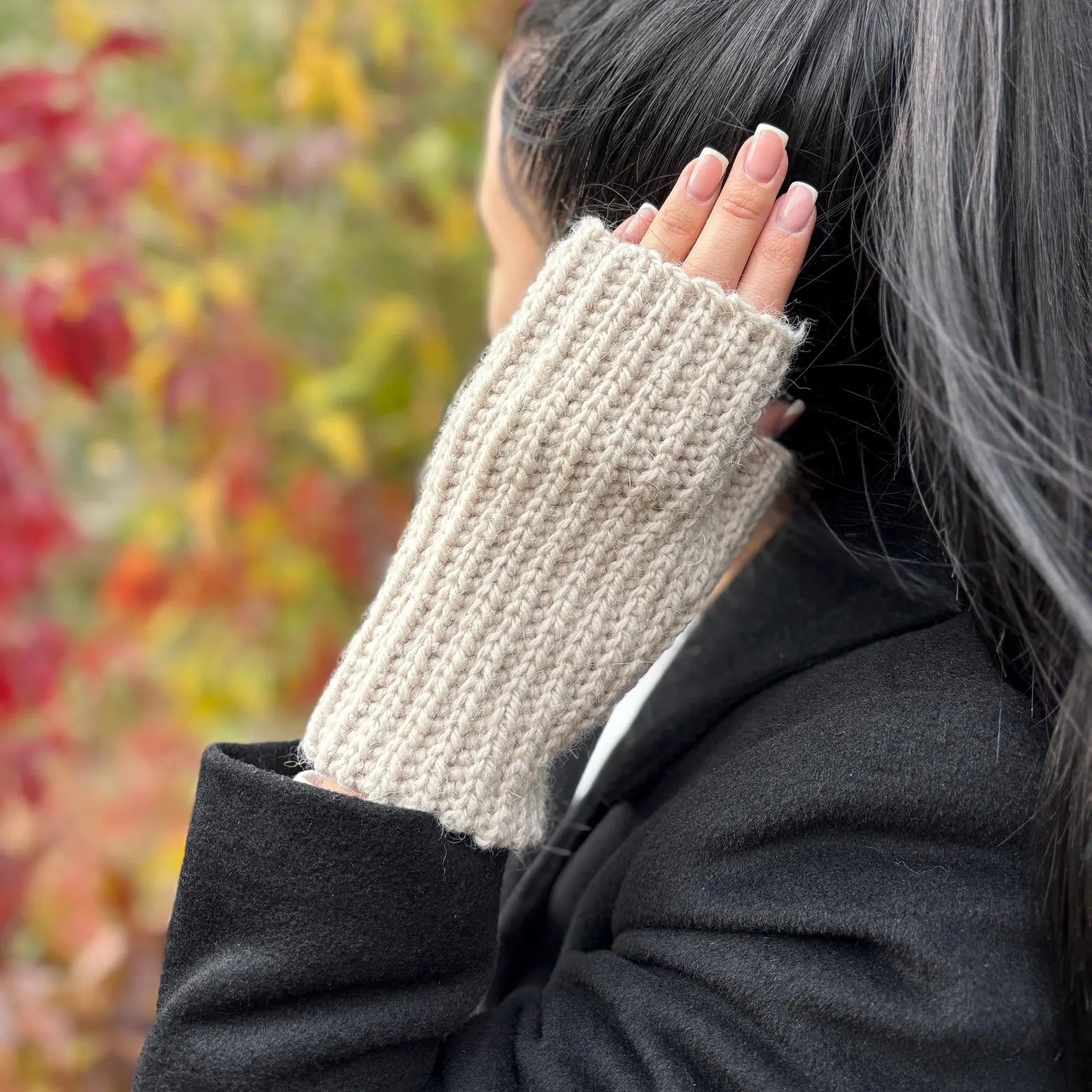 Fingerless Gloves Crochet Kit (skill level Beginner)