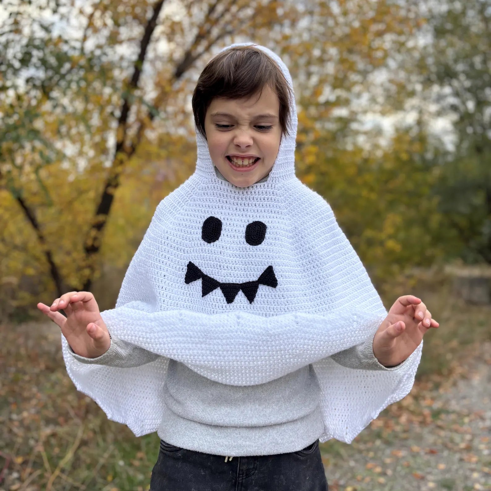 KID GHOST PONCHO Crochet Pattern (skill level Beginner)