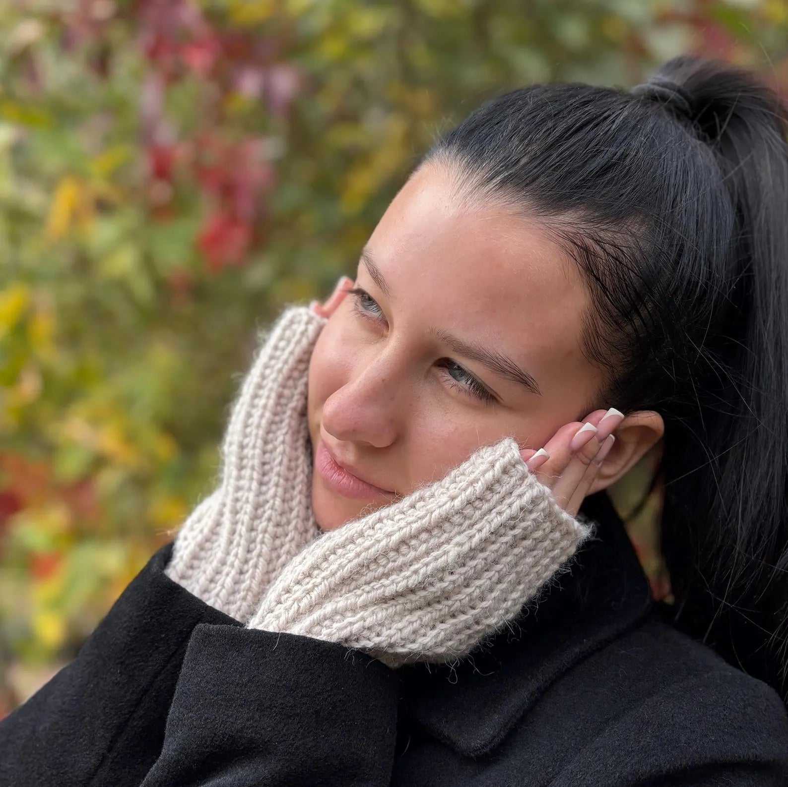 Fingerless Gloves Crochet Kit (skill level Beginner)