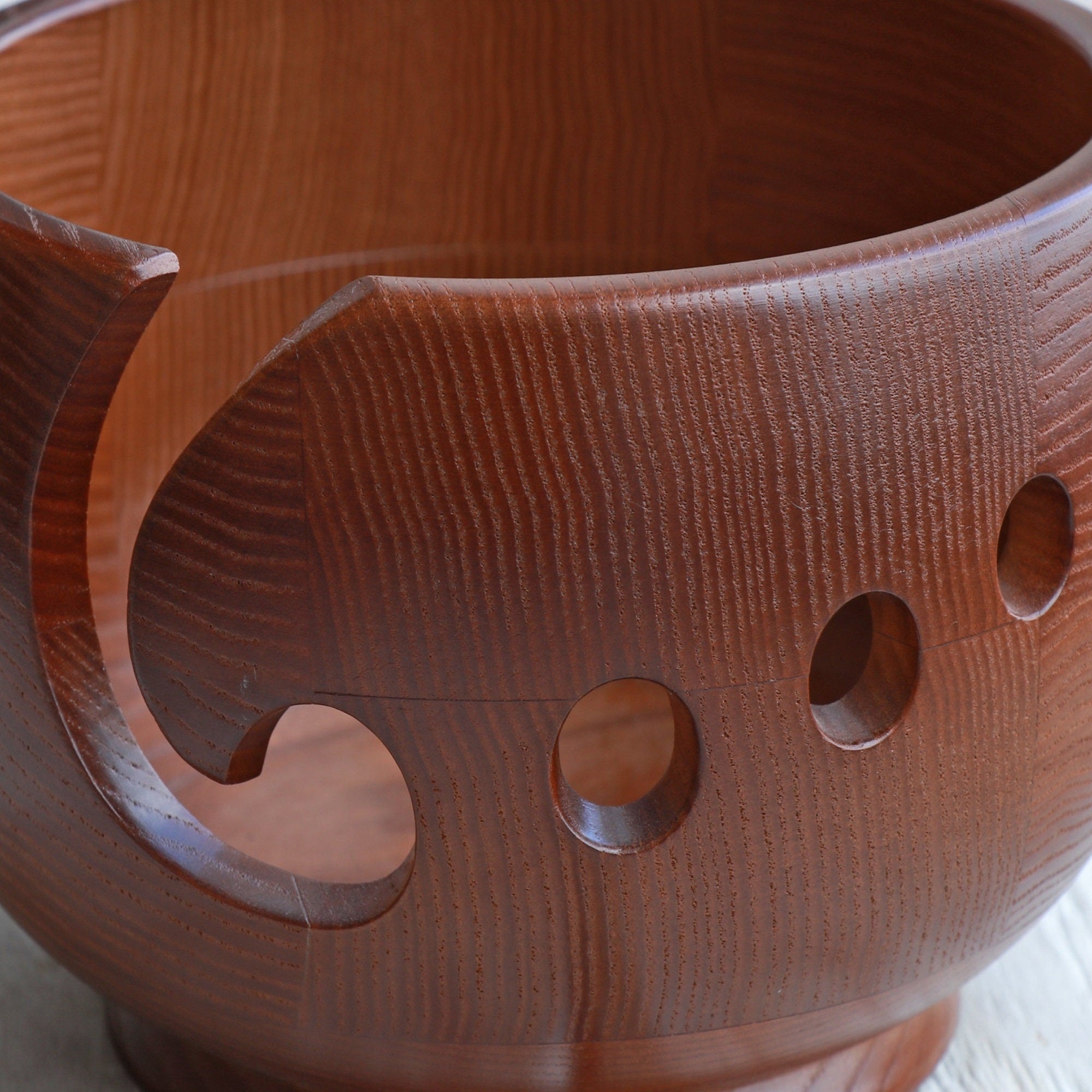 Wooden Yarn Bowl, 16.5 cm x 10 cm