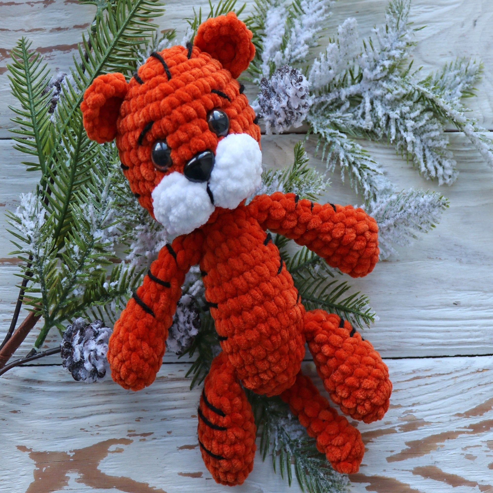 SMALL TIGER Crochet Pattern (skill level beginner)